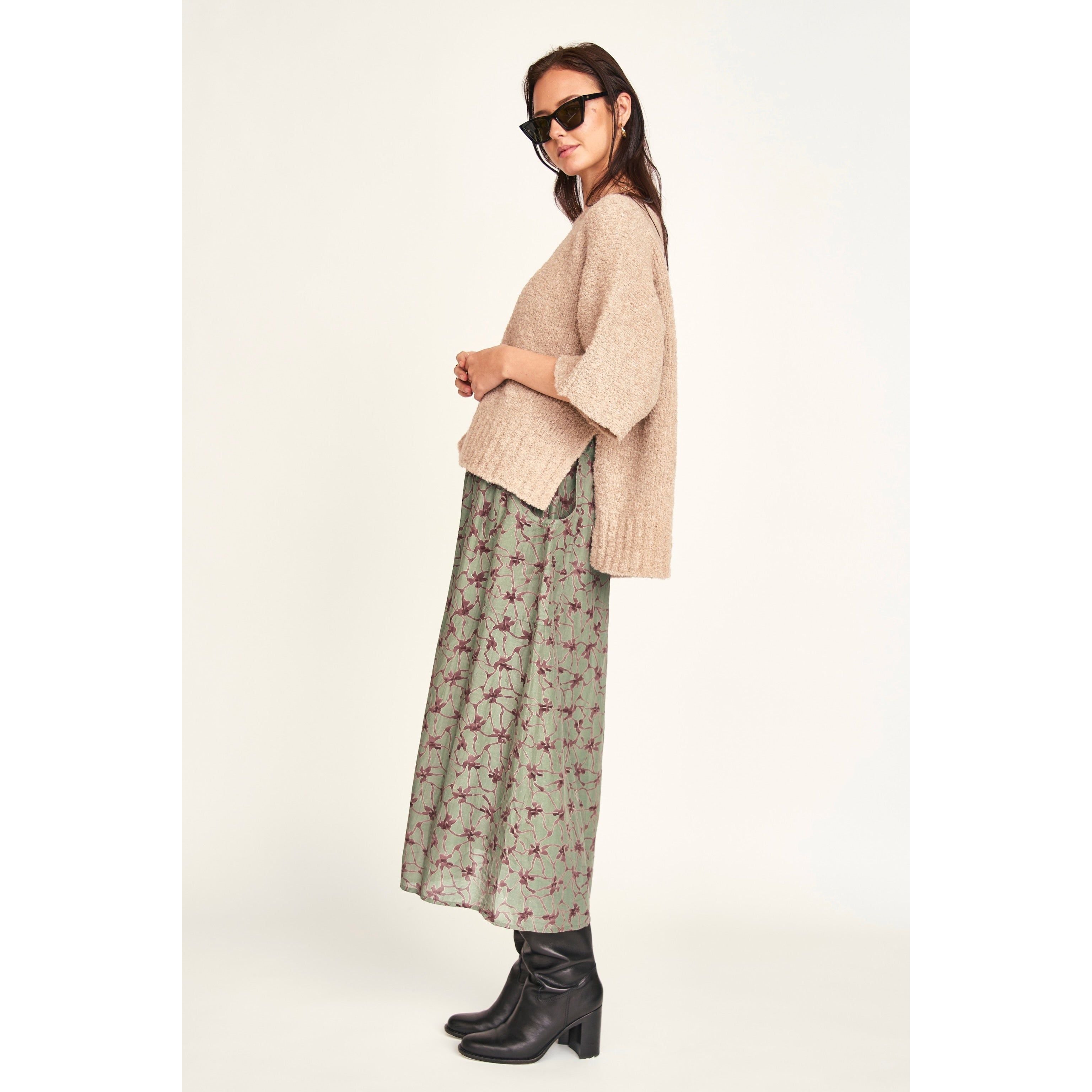 Fez Boucle Top in Graham Cracker