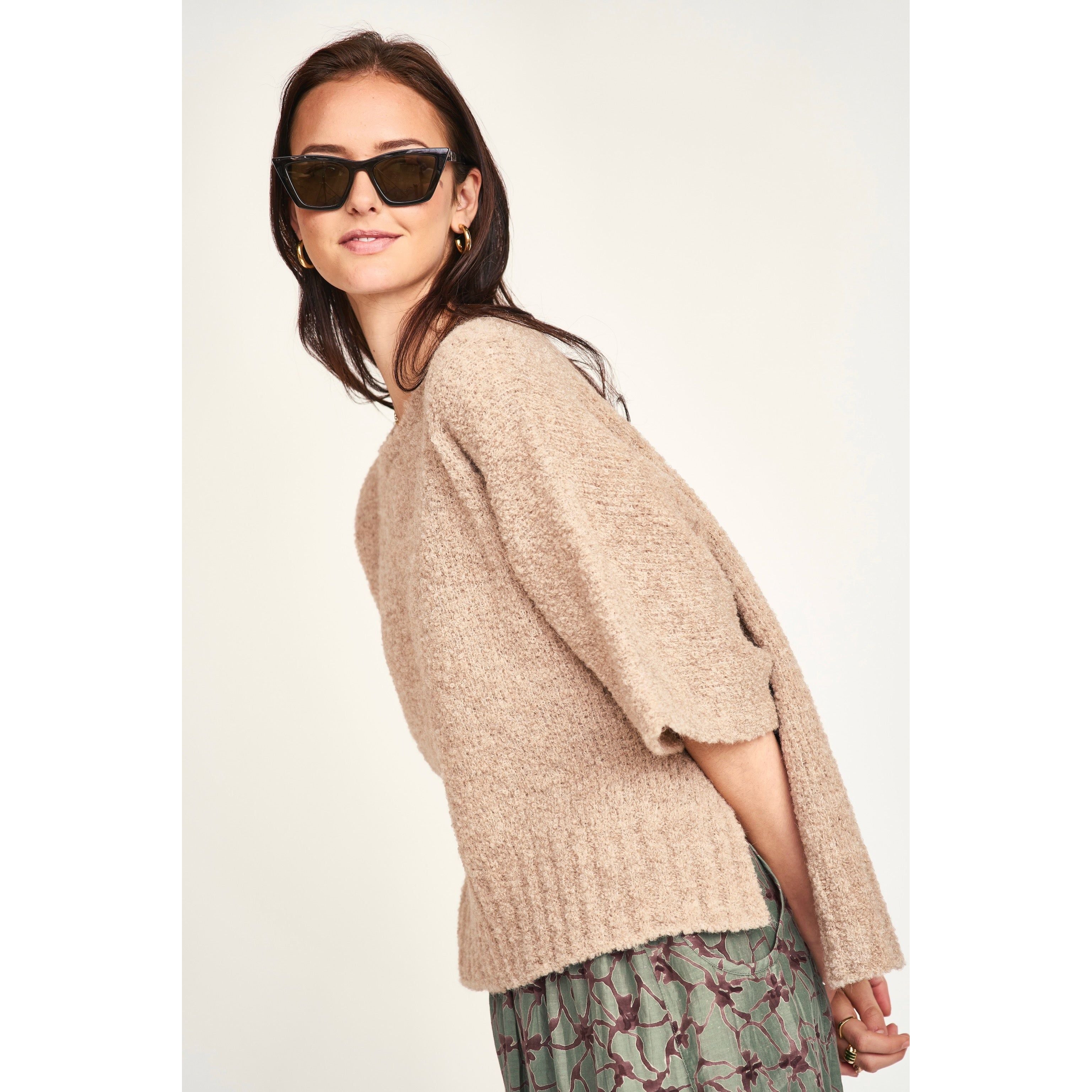Fez Boucle Top in Graham Cracker