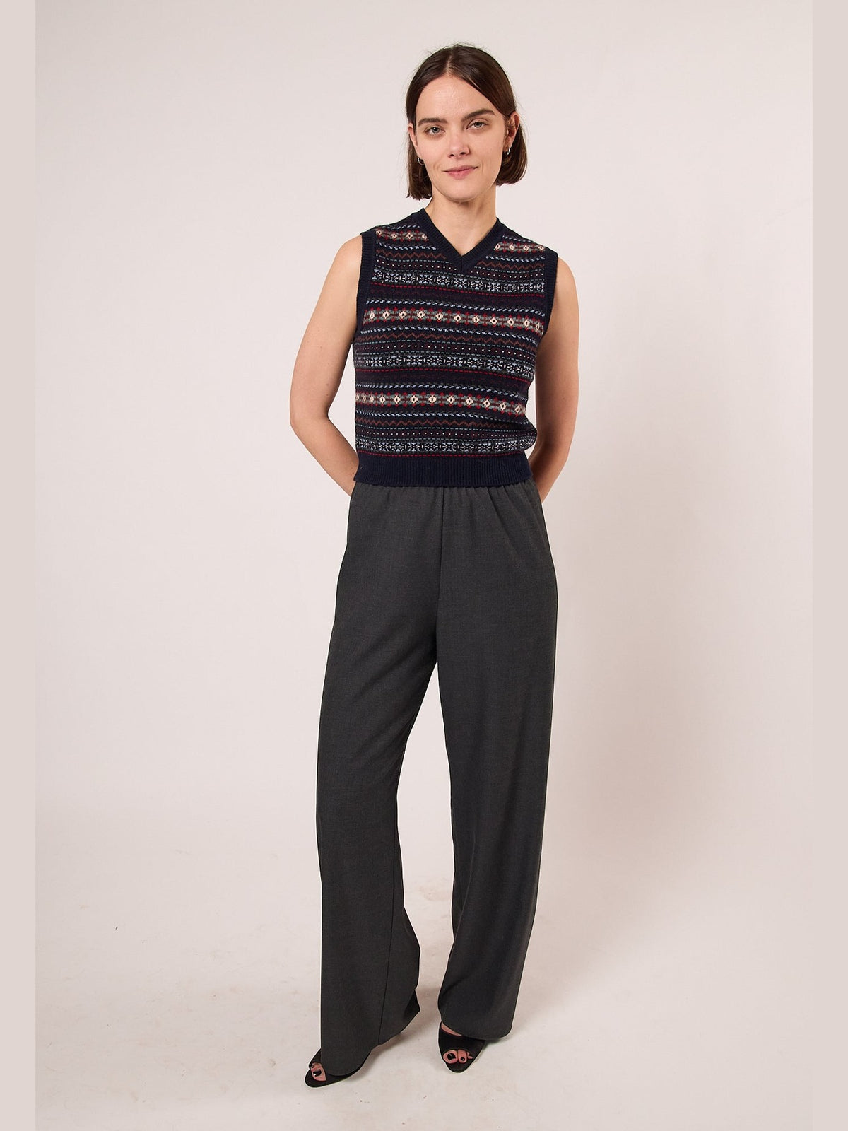 VINCENT VEST Dôen (shopdoen.com)