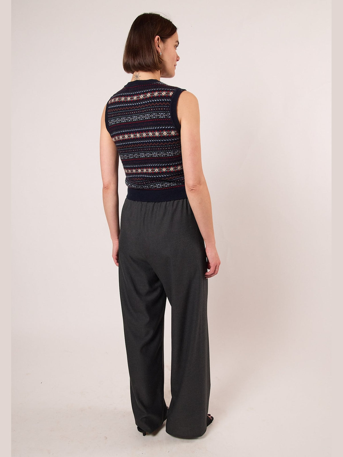 VINCENT VEST Dôen (shopdoen.com)