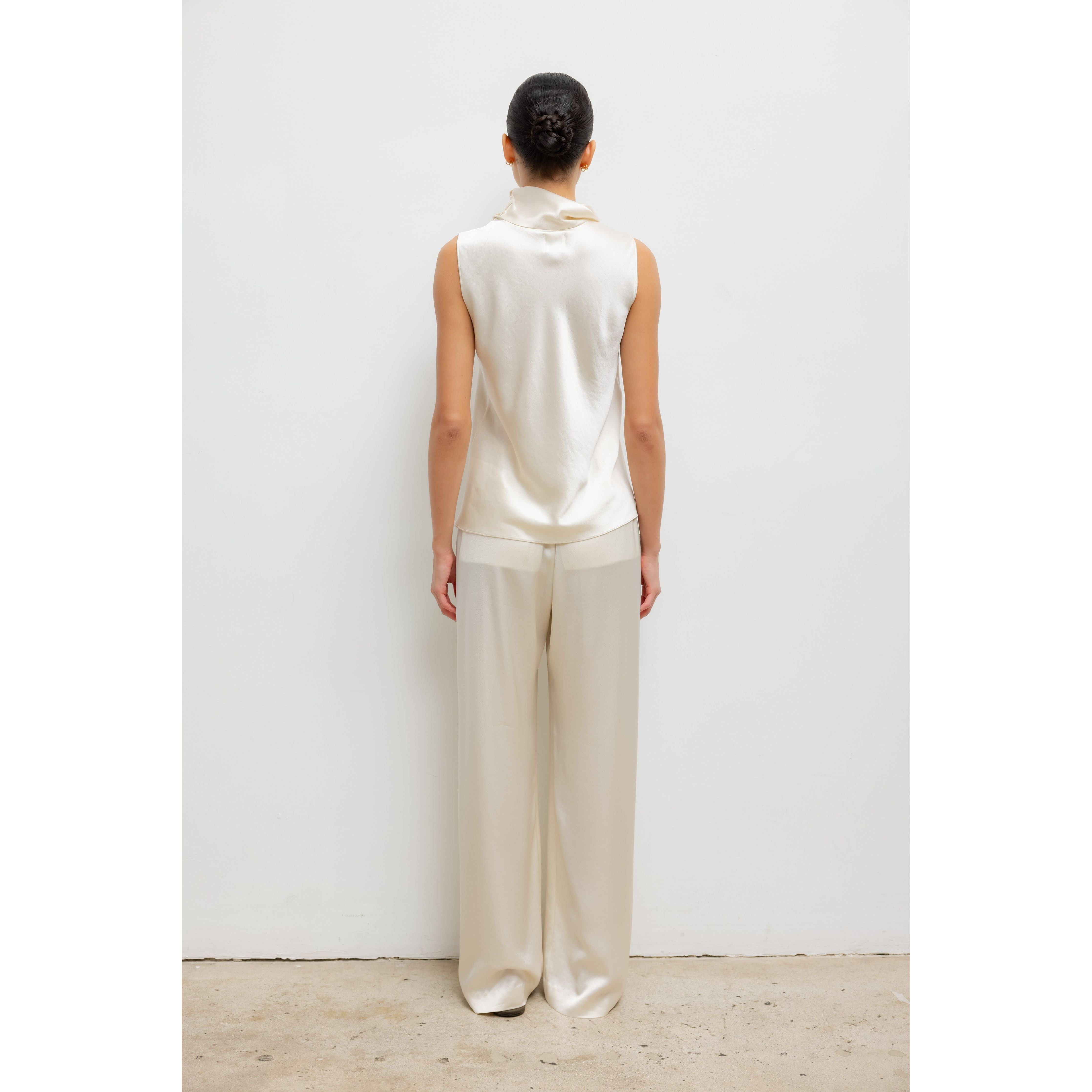BARB SLEEVELESS COWL NECK