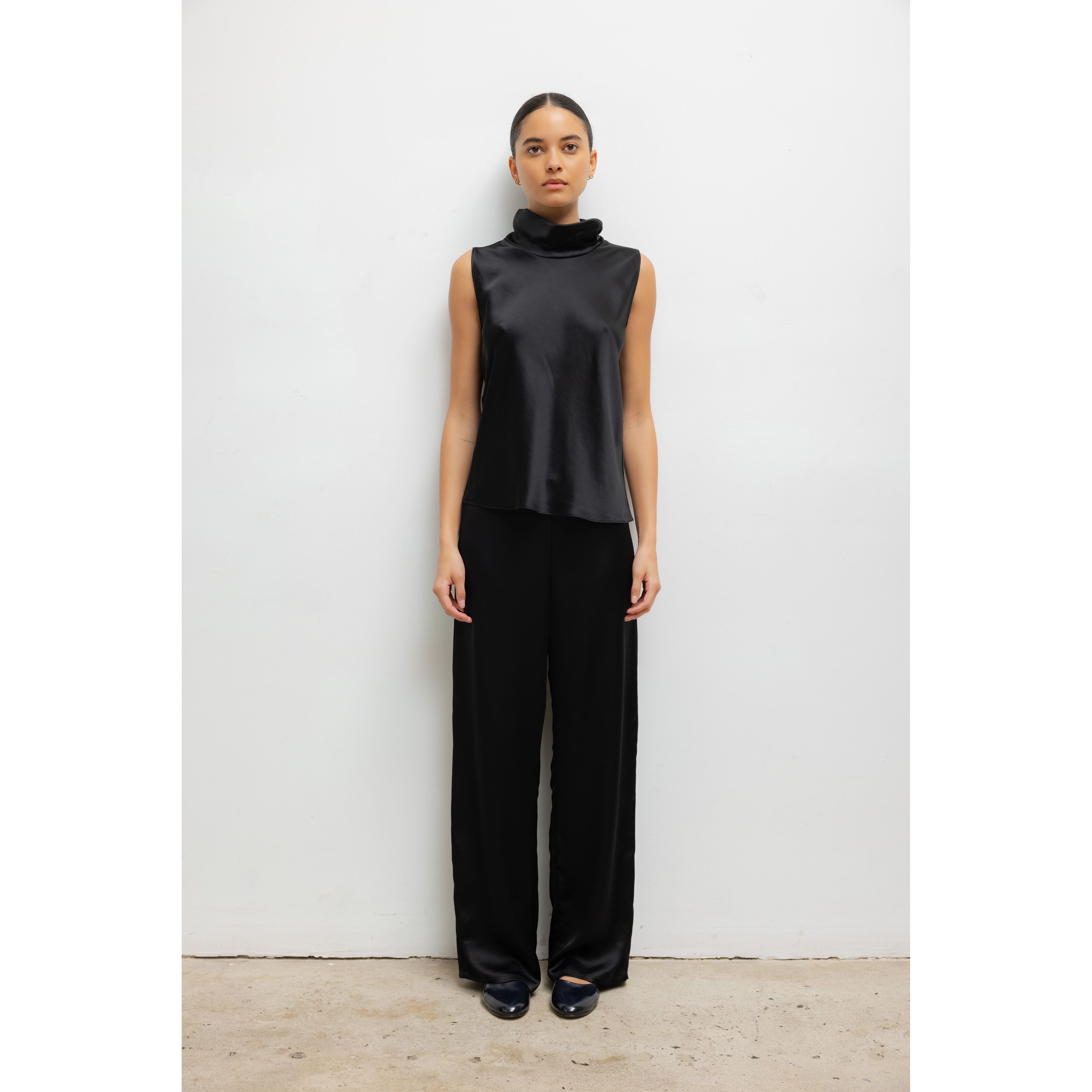 BARB SLEEVELESS COWL NECK