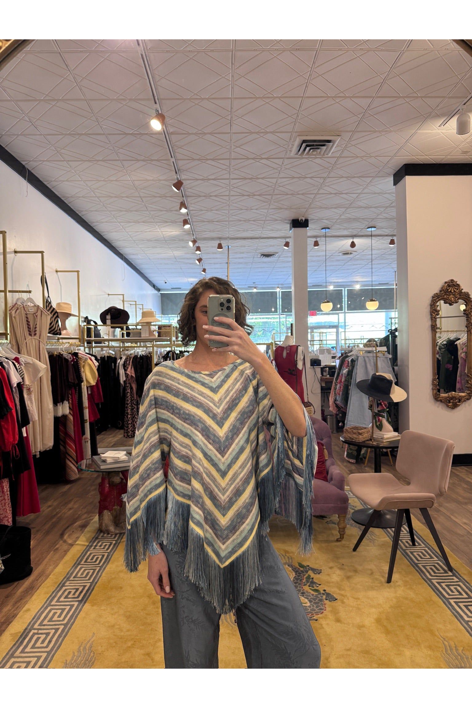 Poncho Fringe Anna Sui