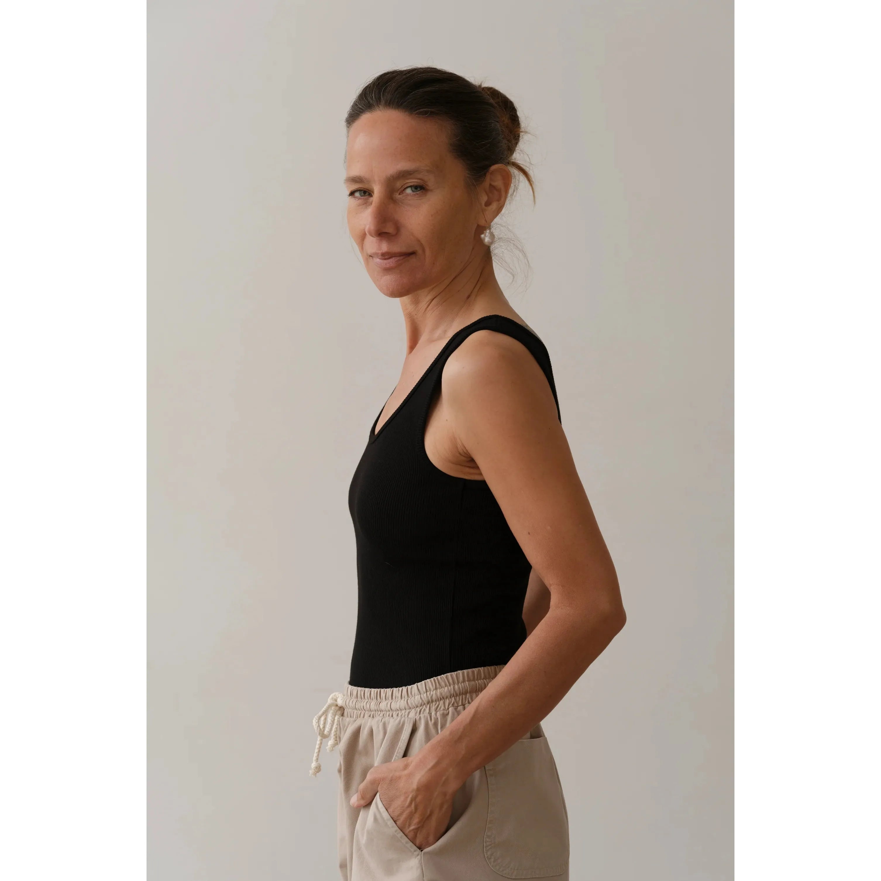 Gray Donni The Rib Scoop Tank Black