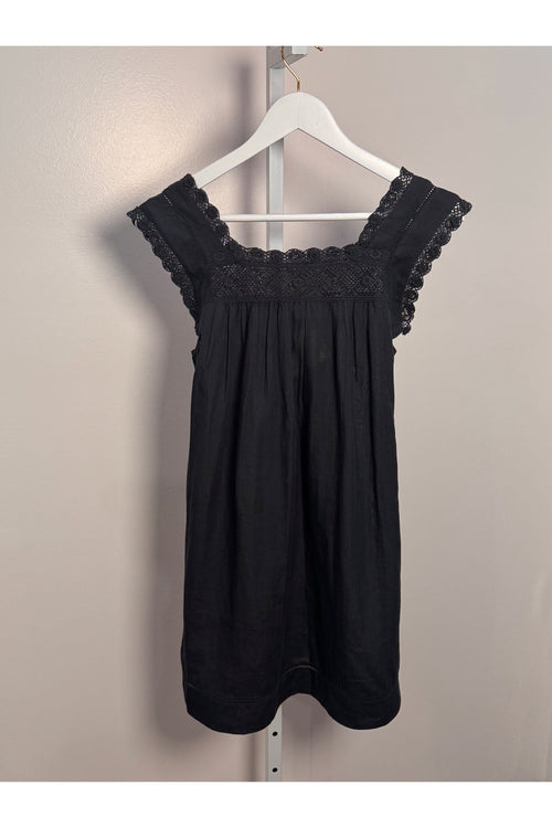 Almadia Dress Dôen