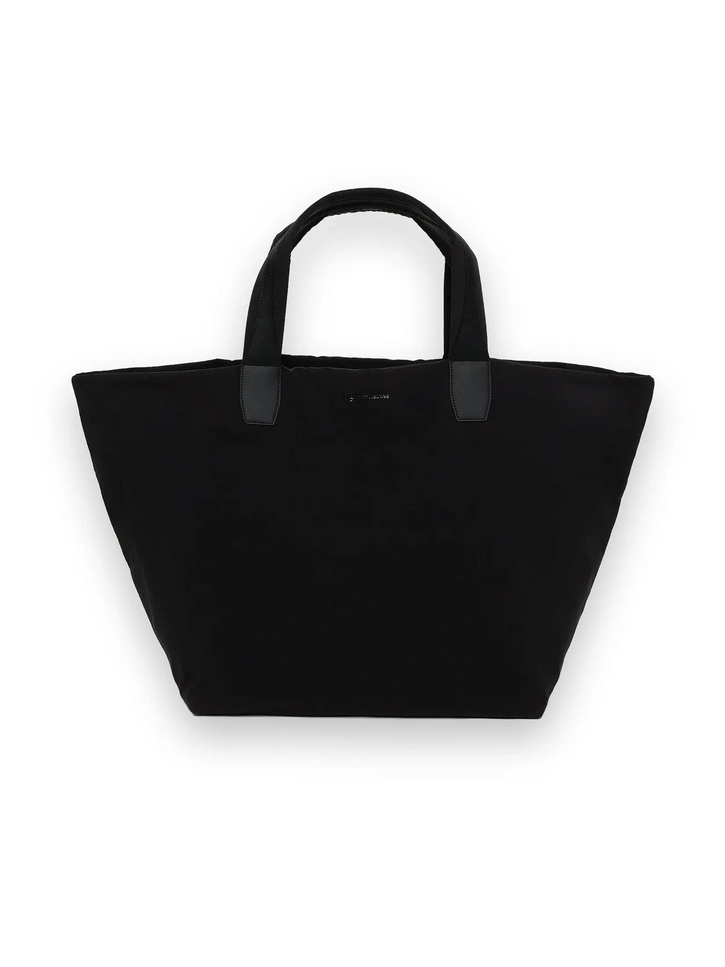 Essence Weekender in Black by VEE COLLECTIVE x Tomorrow