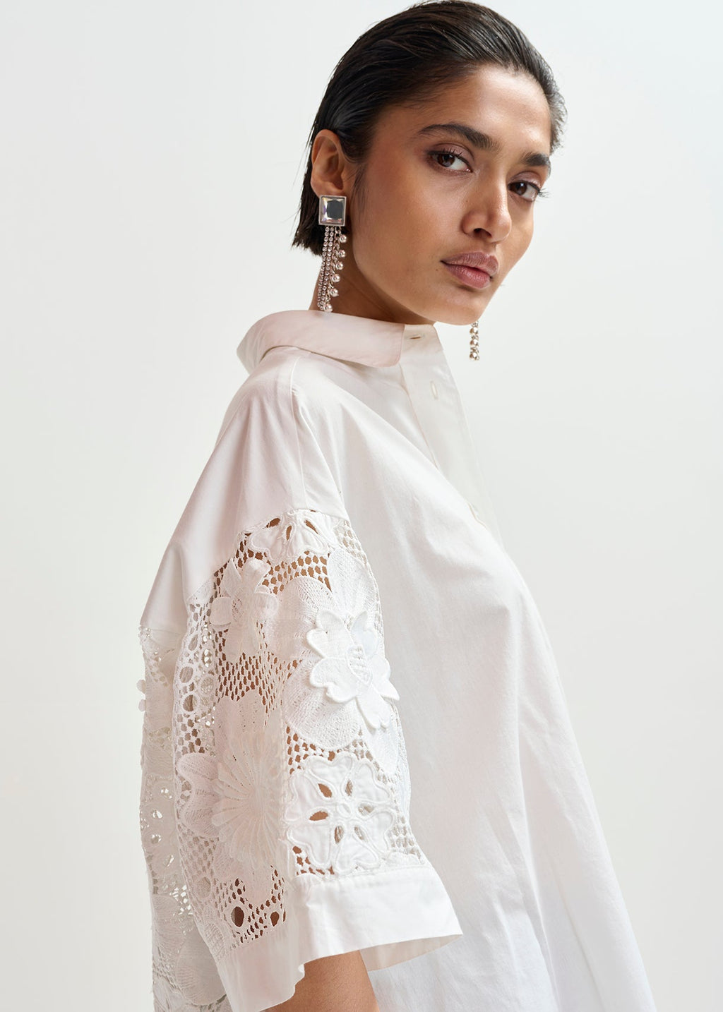 KALI OVERSIZED LACE SHIRT ESSENTIEL ANTWERP