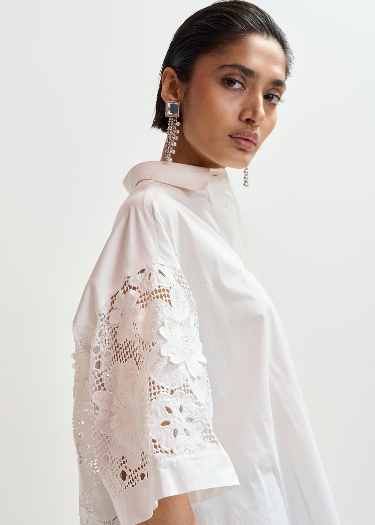 KALI OVERSIZED LACE SHIRT ESSENTIEL ANTWERP
