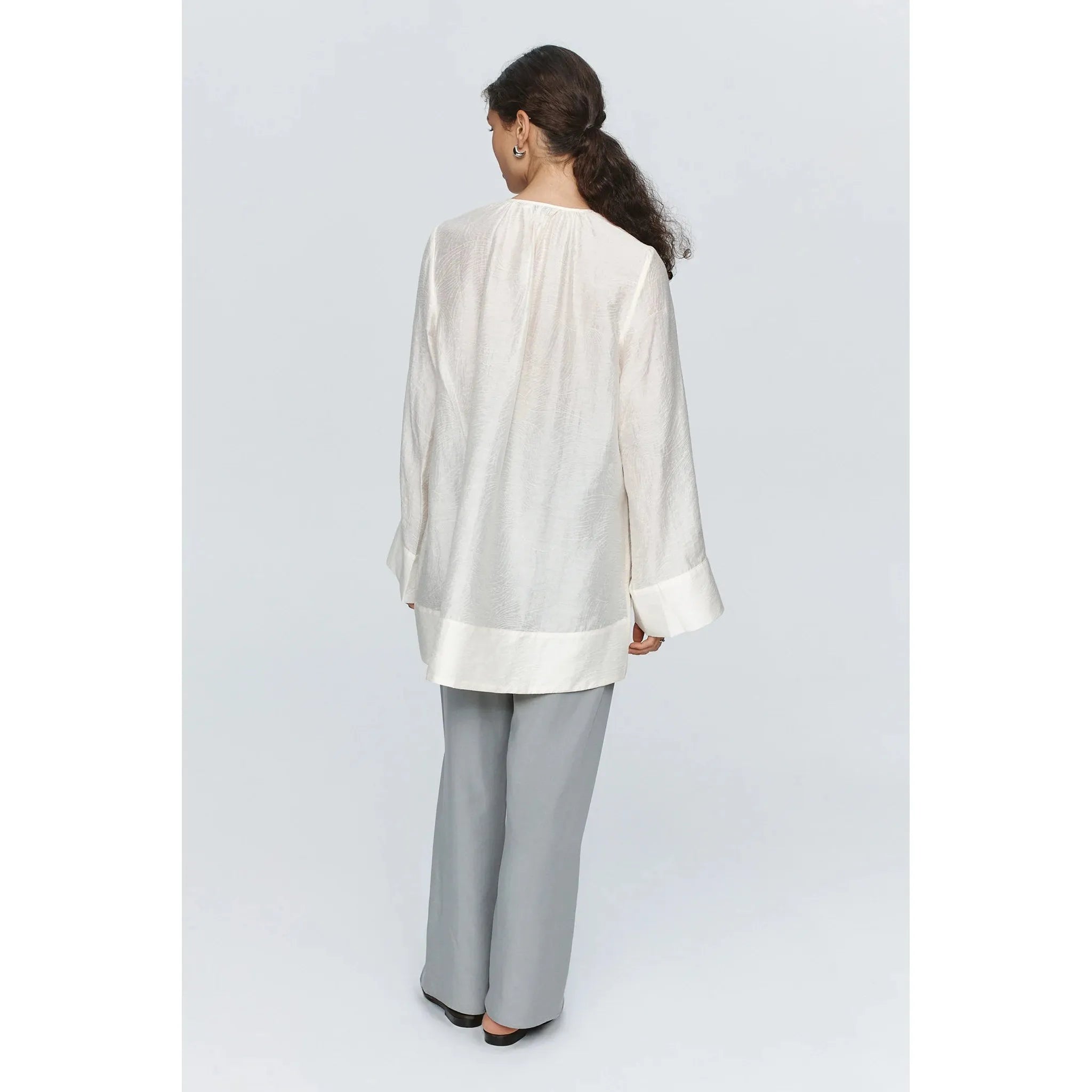 Light Gray Marle Lottie Top Textured Ivory