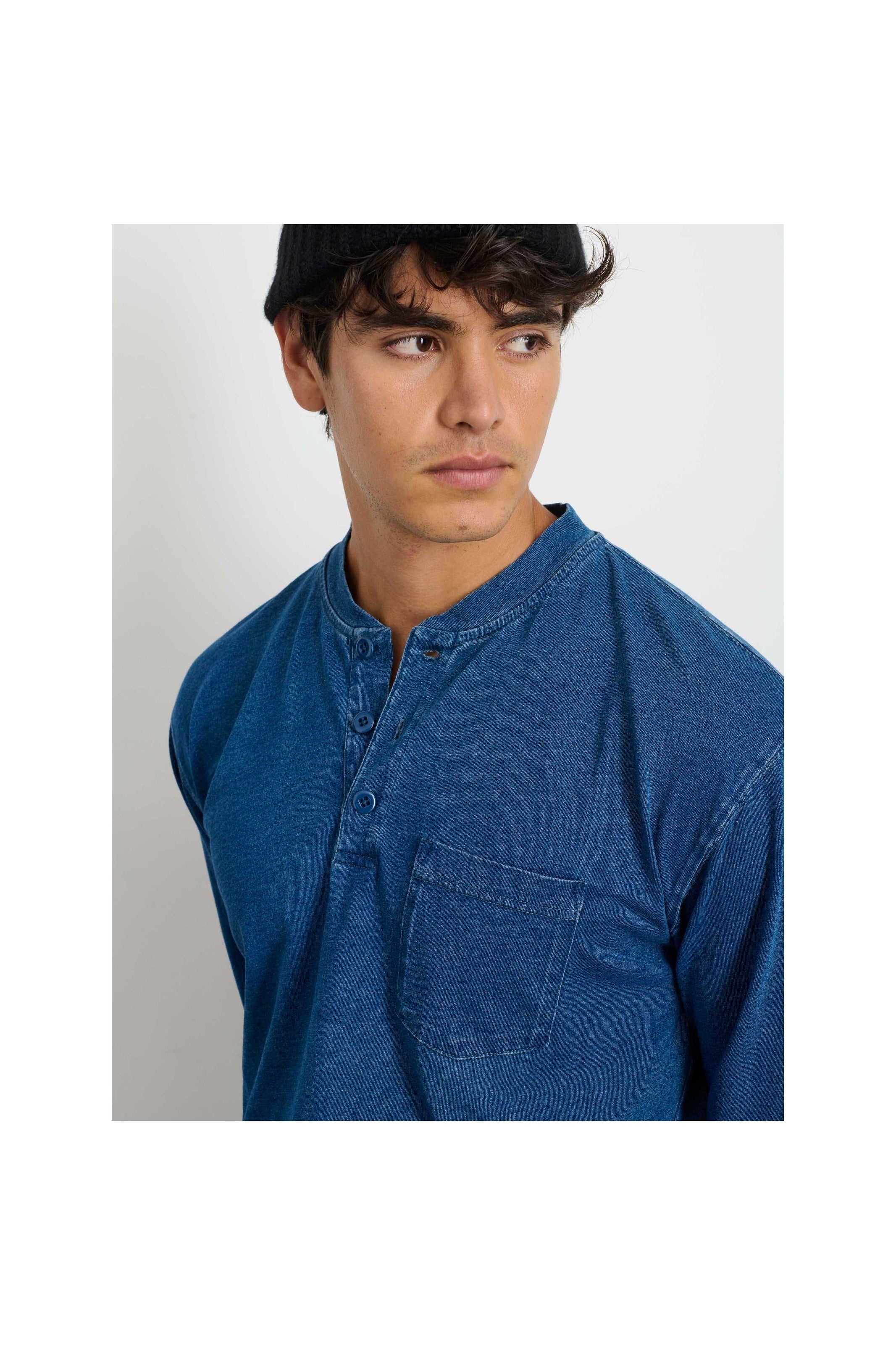 Alan Henley In Indigo Slub Cotton Alex Mill