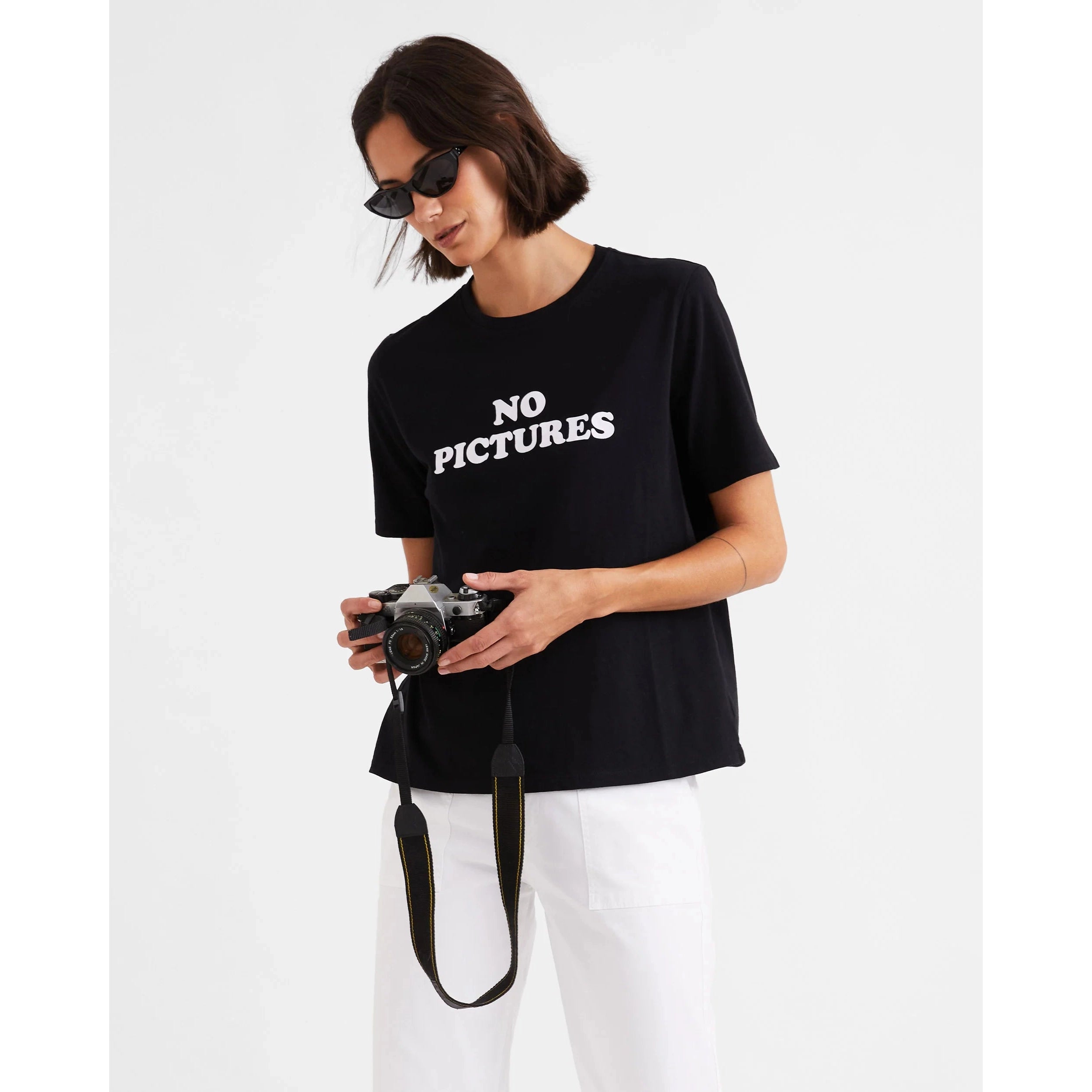 The Modern No Pictures - Black KULE (New)