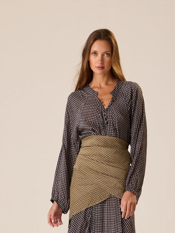LARGE SQUARE SCARF Natalie Martin
