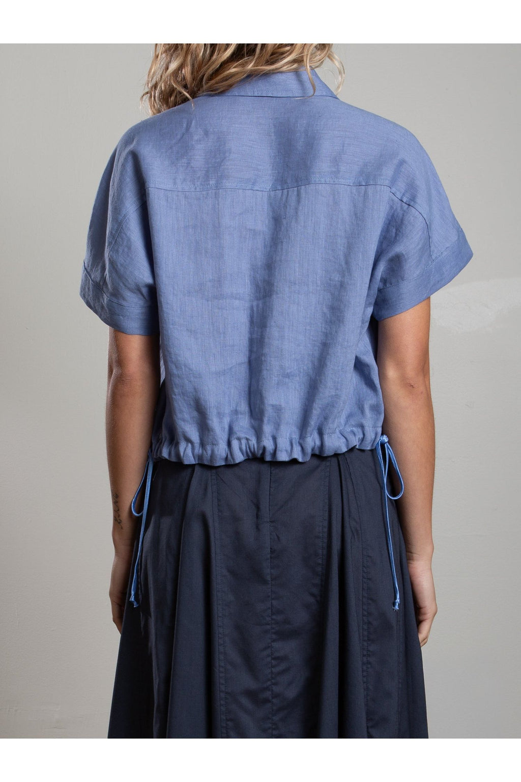 Zoey Shirt in French Linen Pharaoh