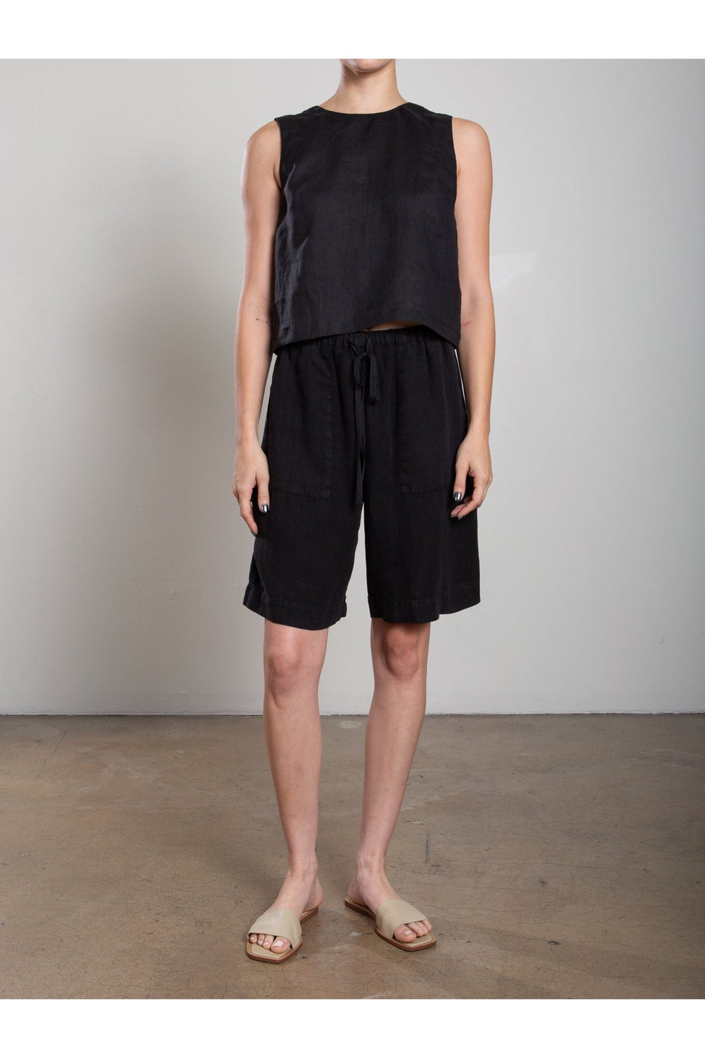 Jem Short in Heritage Linen Pharaoh