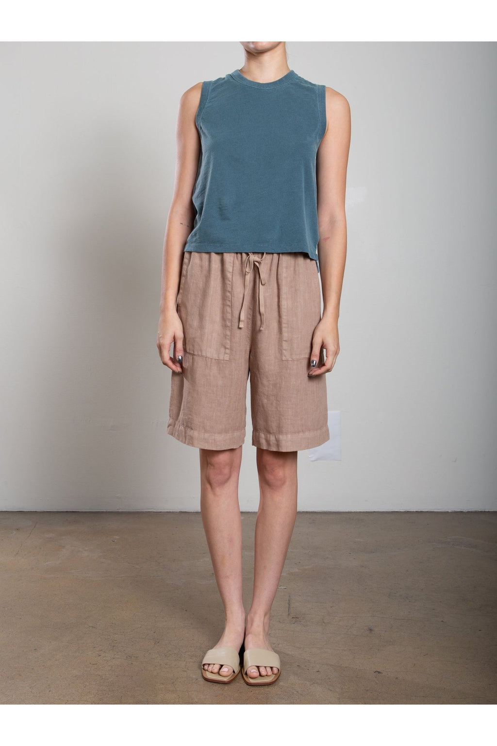 Jem Short in Heritage Linen Pharaoh