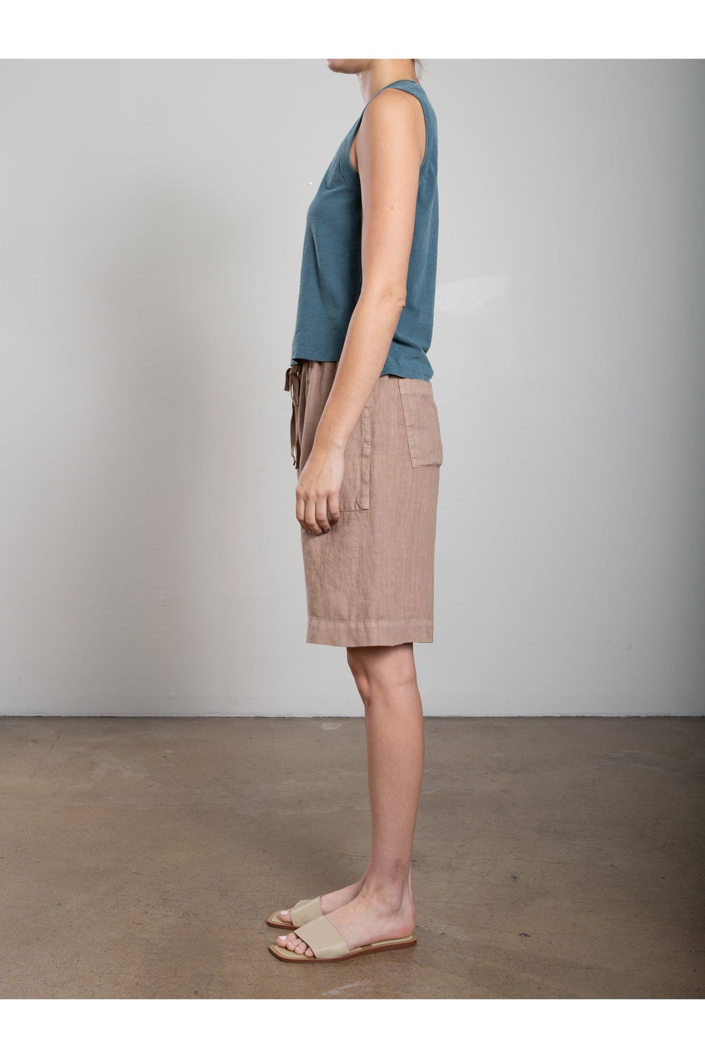 Jem Short in Heritage Linen Pharaoh