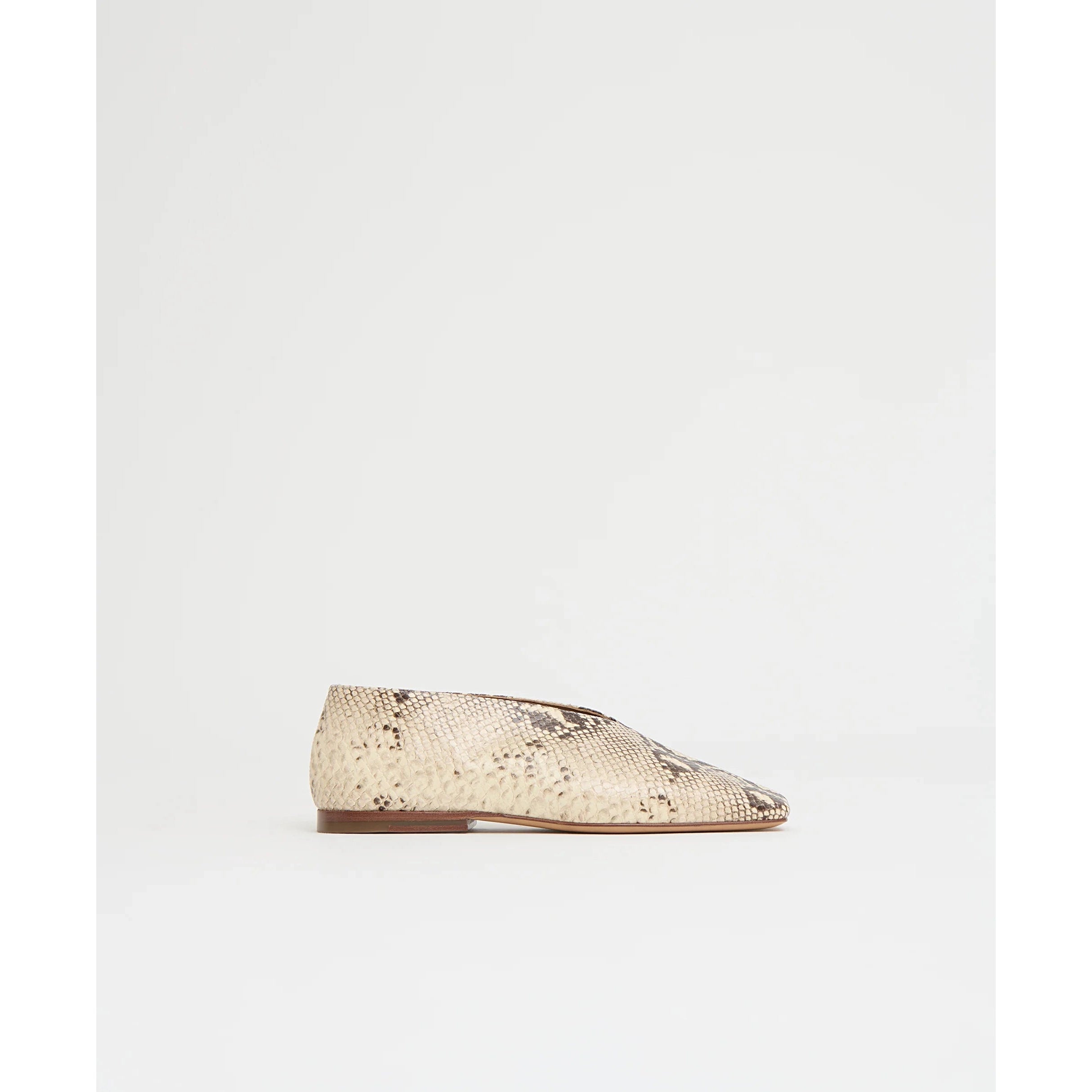 Square Soft V Rocci Mansur Gavriel