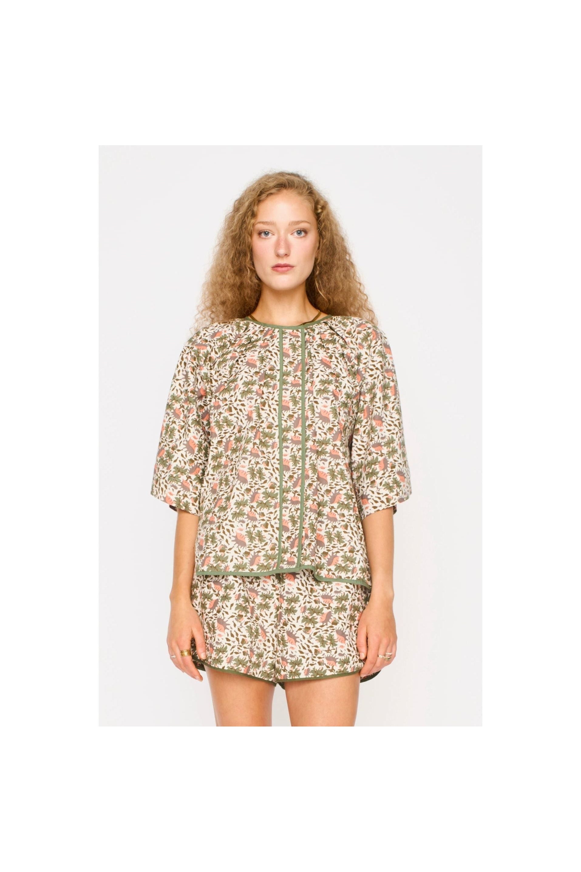 Track Short in Pink Cowrie MIRTH