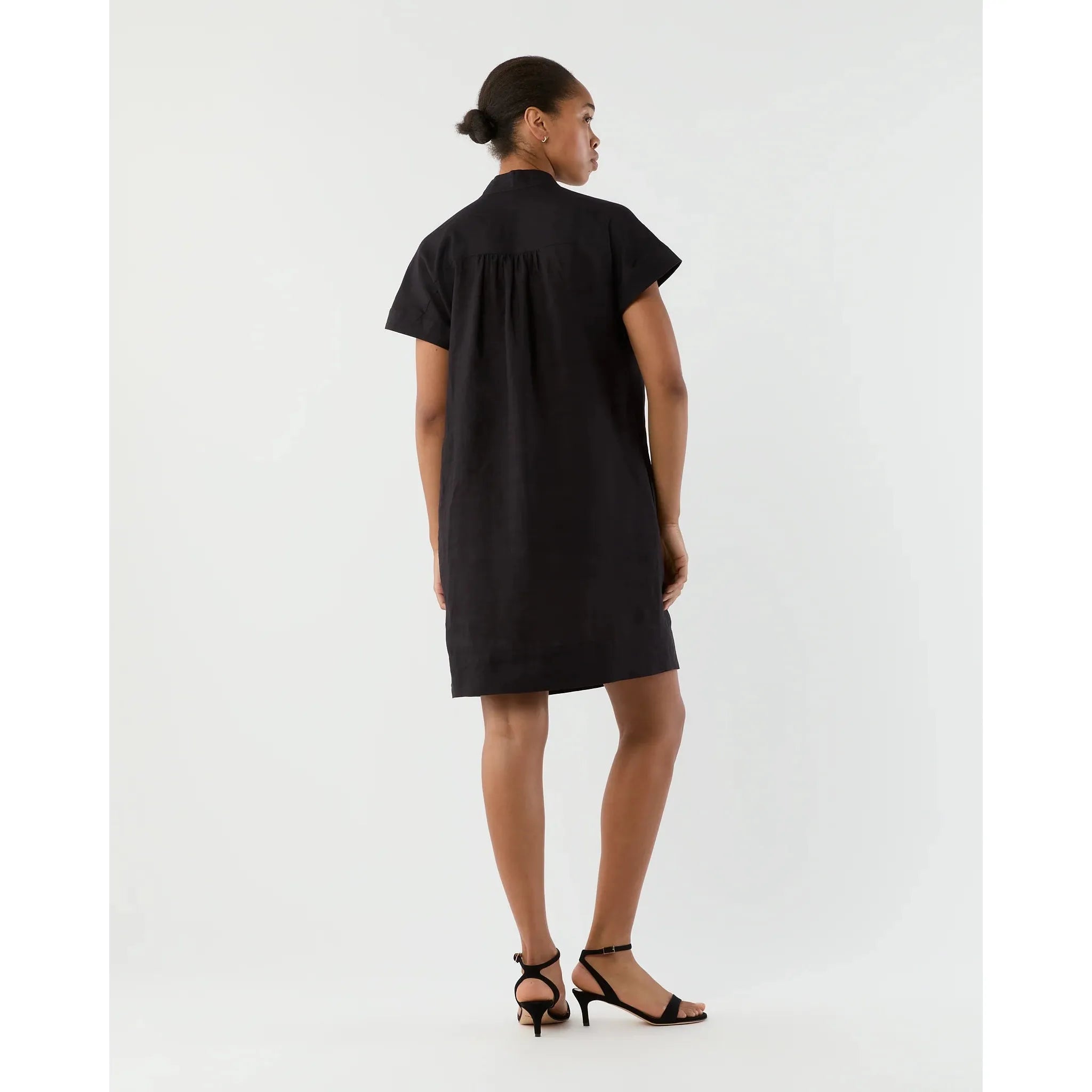 Lavender Ann Mashburn Libby Dress in Black Sahara Linen