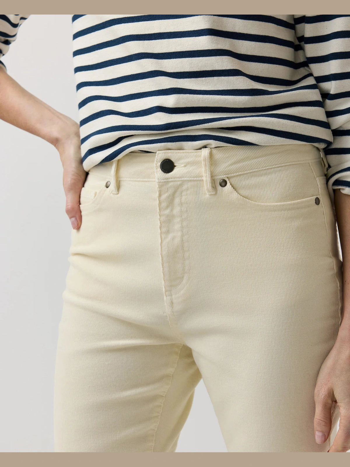 Kendall Flare 5-Pocket Jean Mashburn