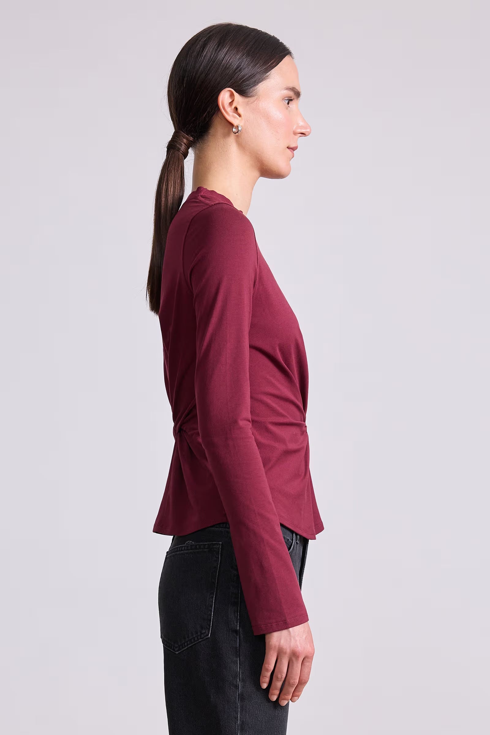 LONG SLEEVE VOLTA TOP Apiece Apart