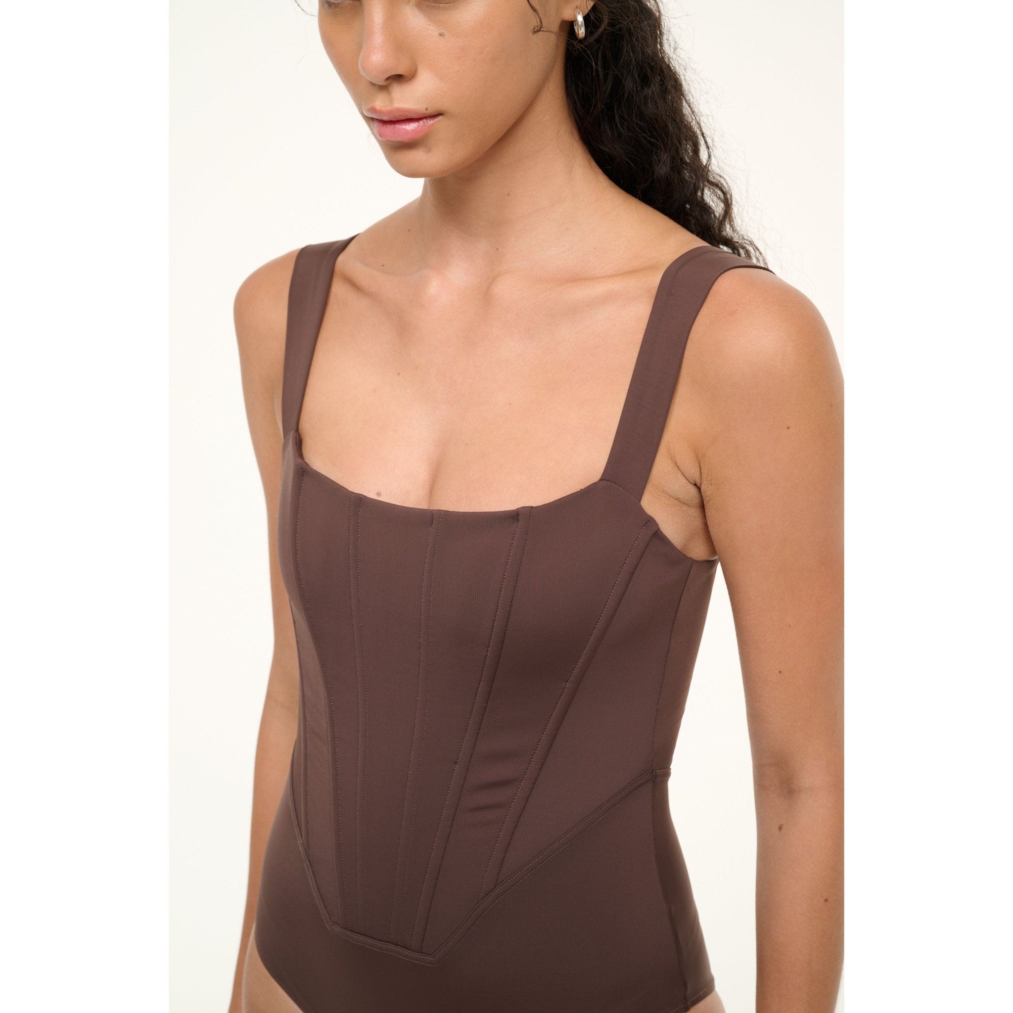 ADELAIDE ONE PIECE DARK CHOCOLATE - Primm'sADELAIDE ONE PIECE DARK CHOCOLATEStaud