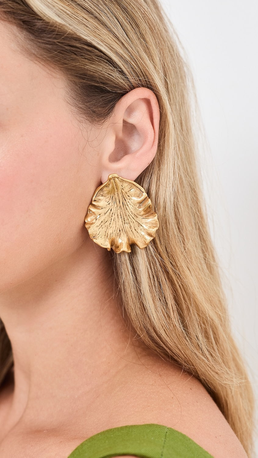 IRIS Leaf Earring Cult Gaia