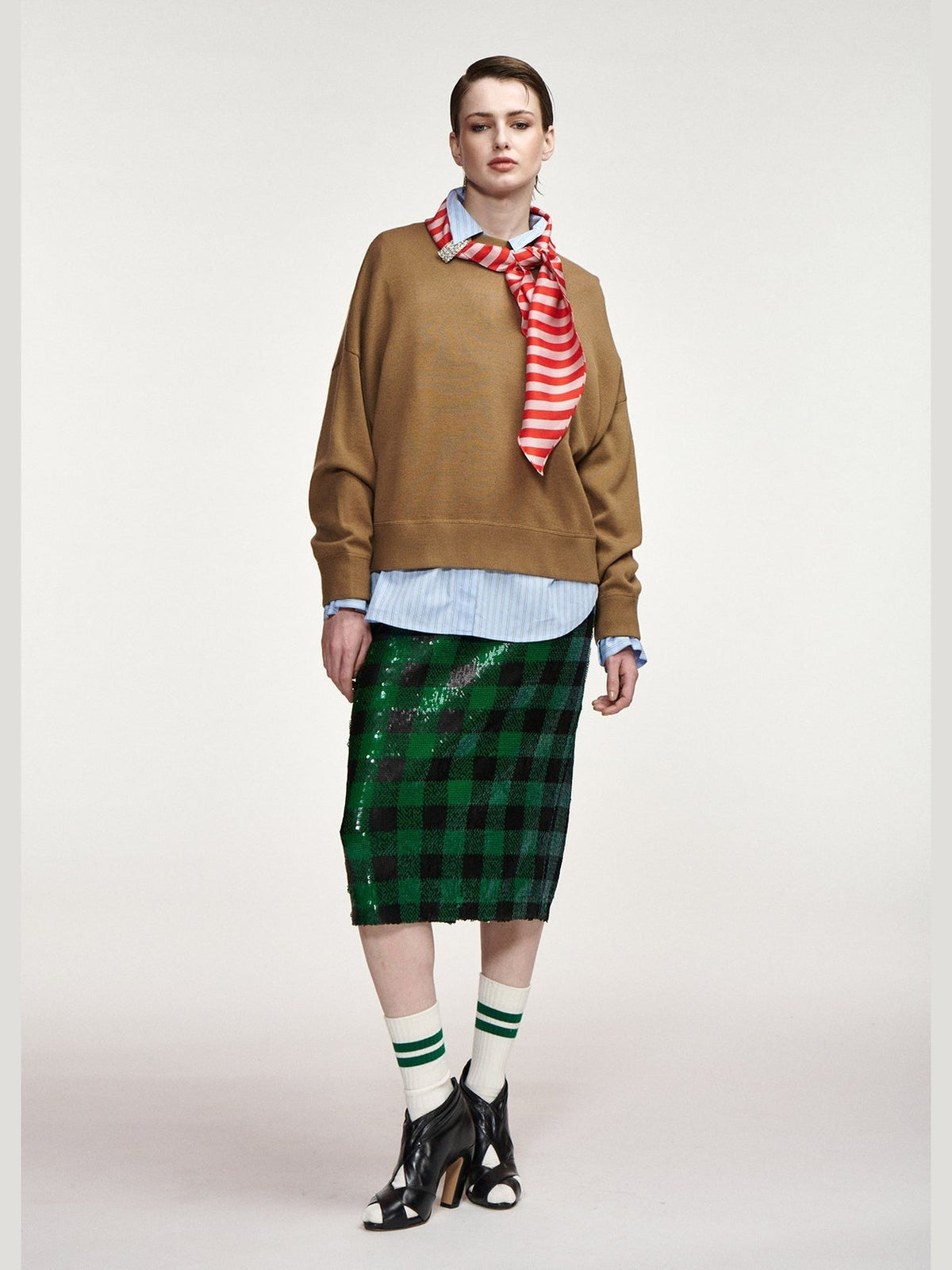 KURTIS PULLOVER WITH SCARF ESSENTIEL ANTWERP
