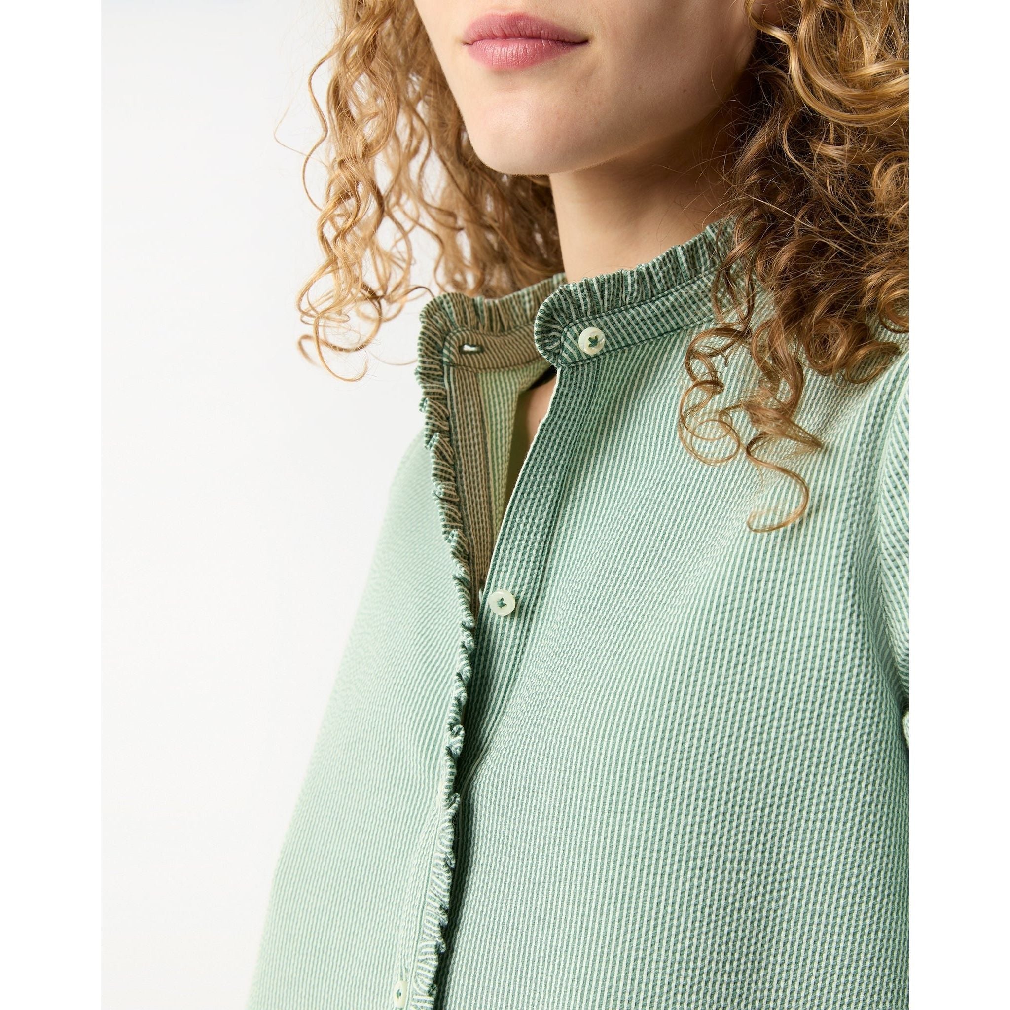 Elbow - Sleeve Frill Dress Green/White Small Bengal Stripe Stretch Seersucker - Primm'sElbow - Sleeve Frill Dress Green/White Small Bengal Stripe Stretch SeersuckerMashburn