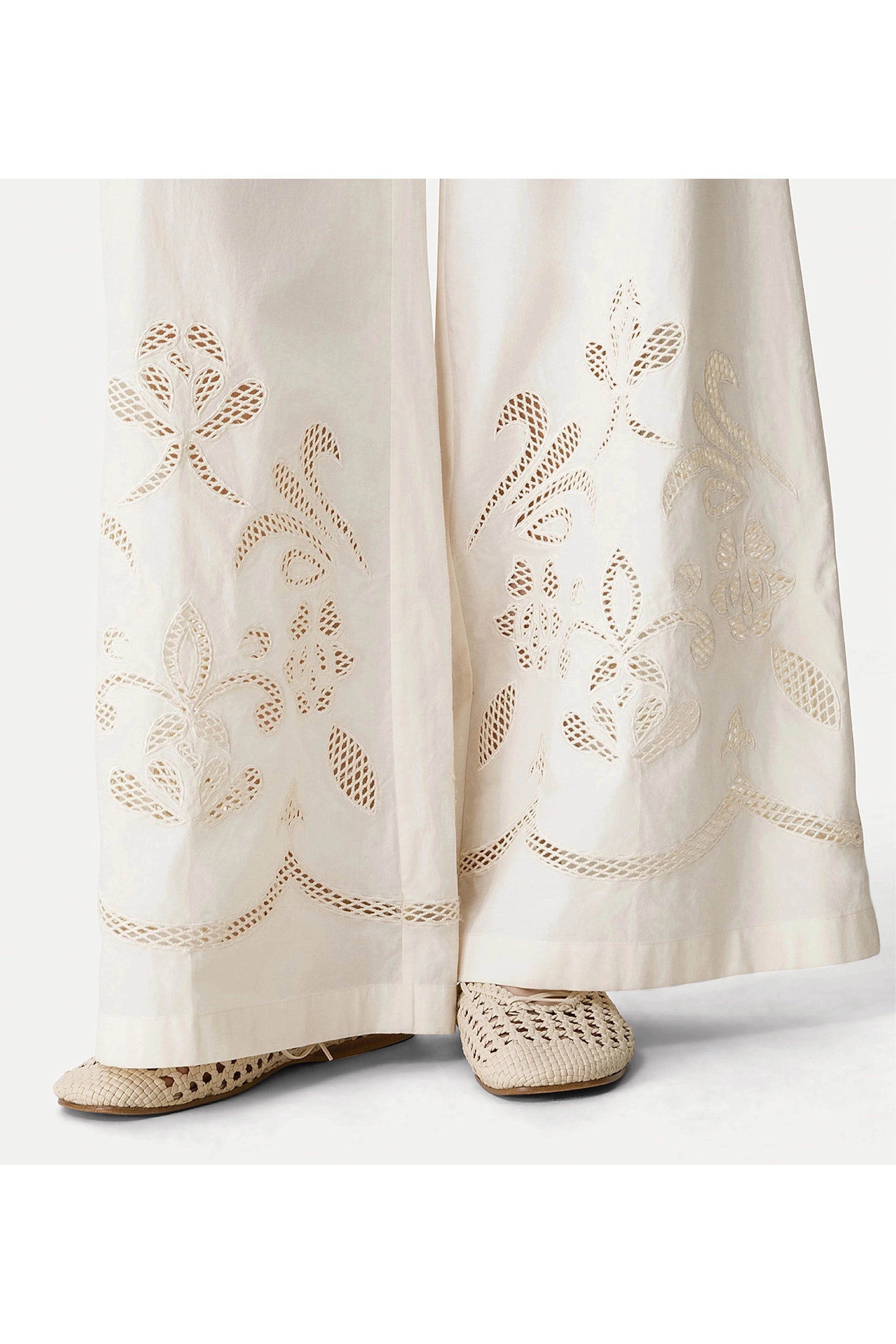 Cropped Poplin Trousers with “Lunamaris” Embroidery forte_forte
