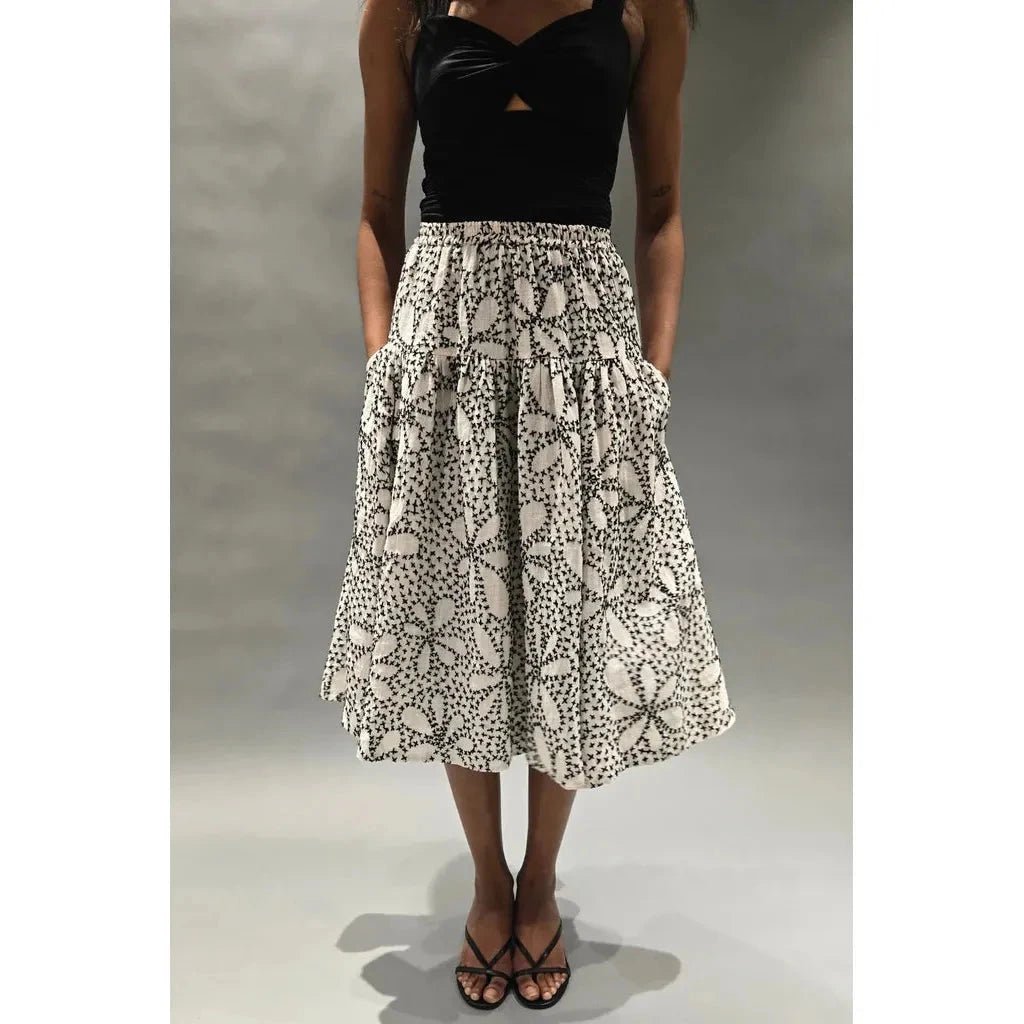 Full Skirt White Black - Primm'sFull Skirt White BlackHope for Flowers by Tracy Reece