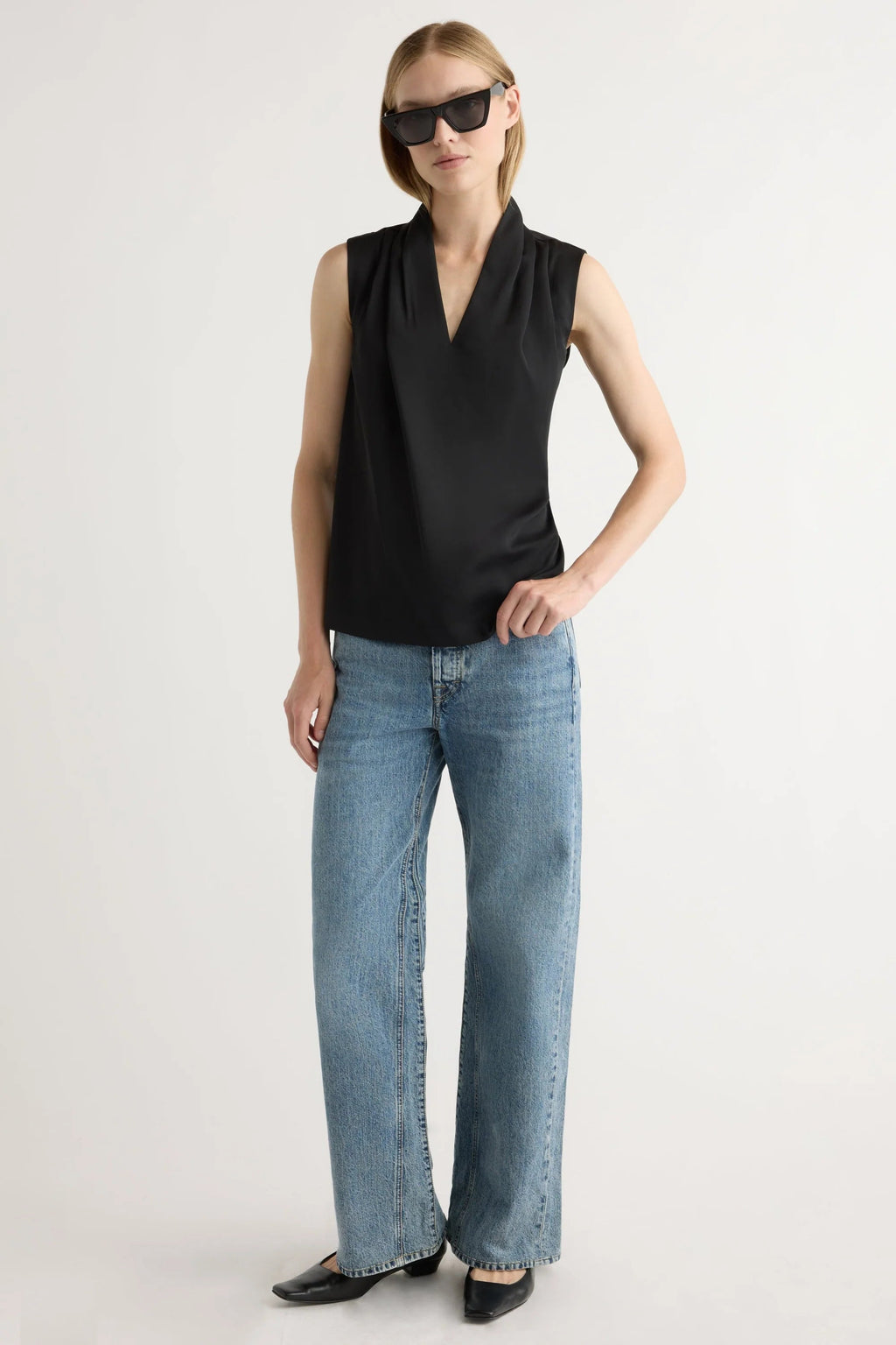 Jae V-Neck Sleeveless Blouse Modern Citizen