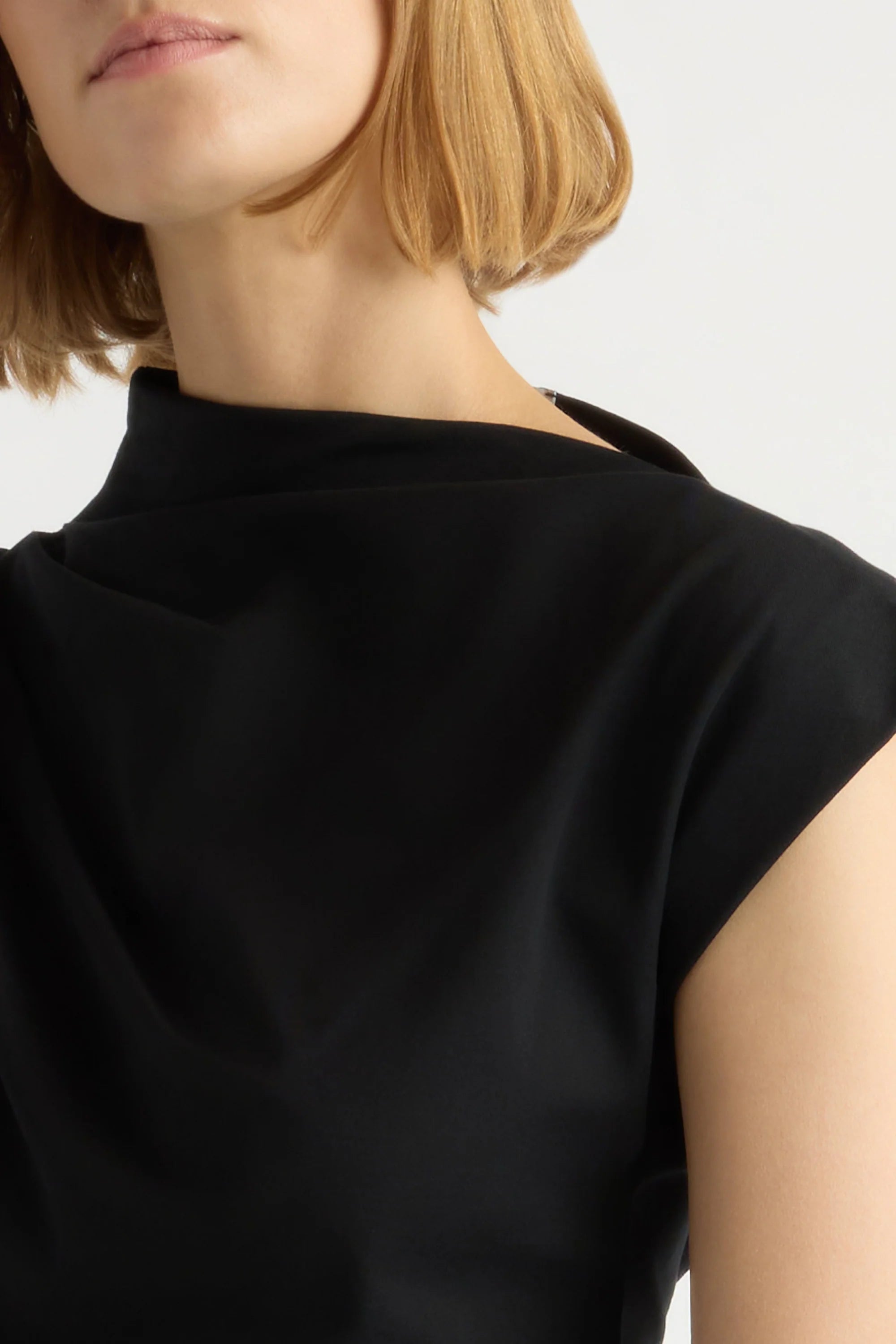 Kenny Asymmetric-Neck Tee Modern Citizen