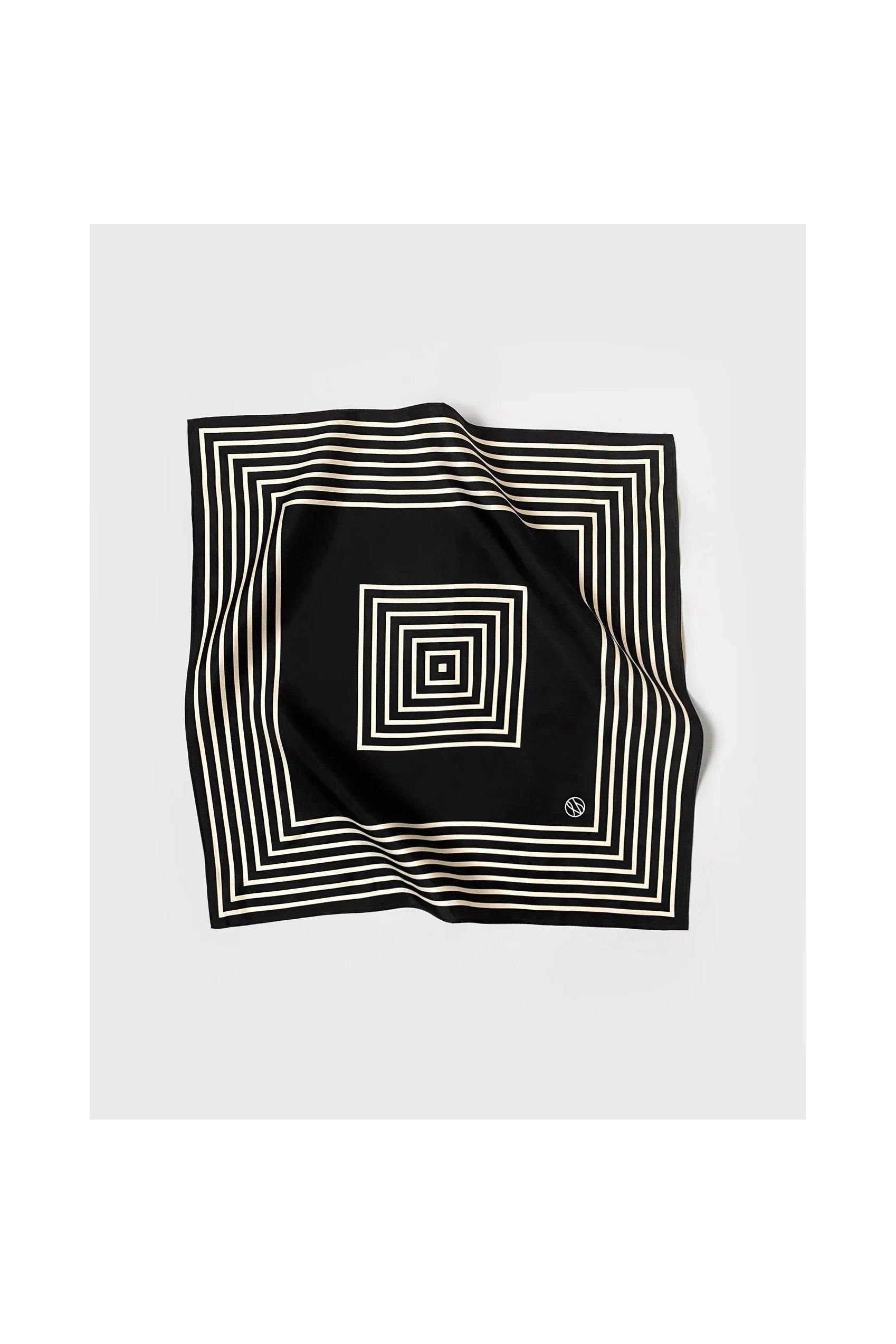 Lescarf NO. 16 | Black & Cream| 50 CM - Primm'sLescarf NO. 16 | Black & Cream| 50 CMLescarf