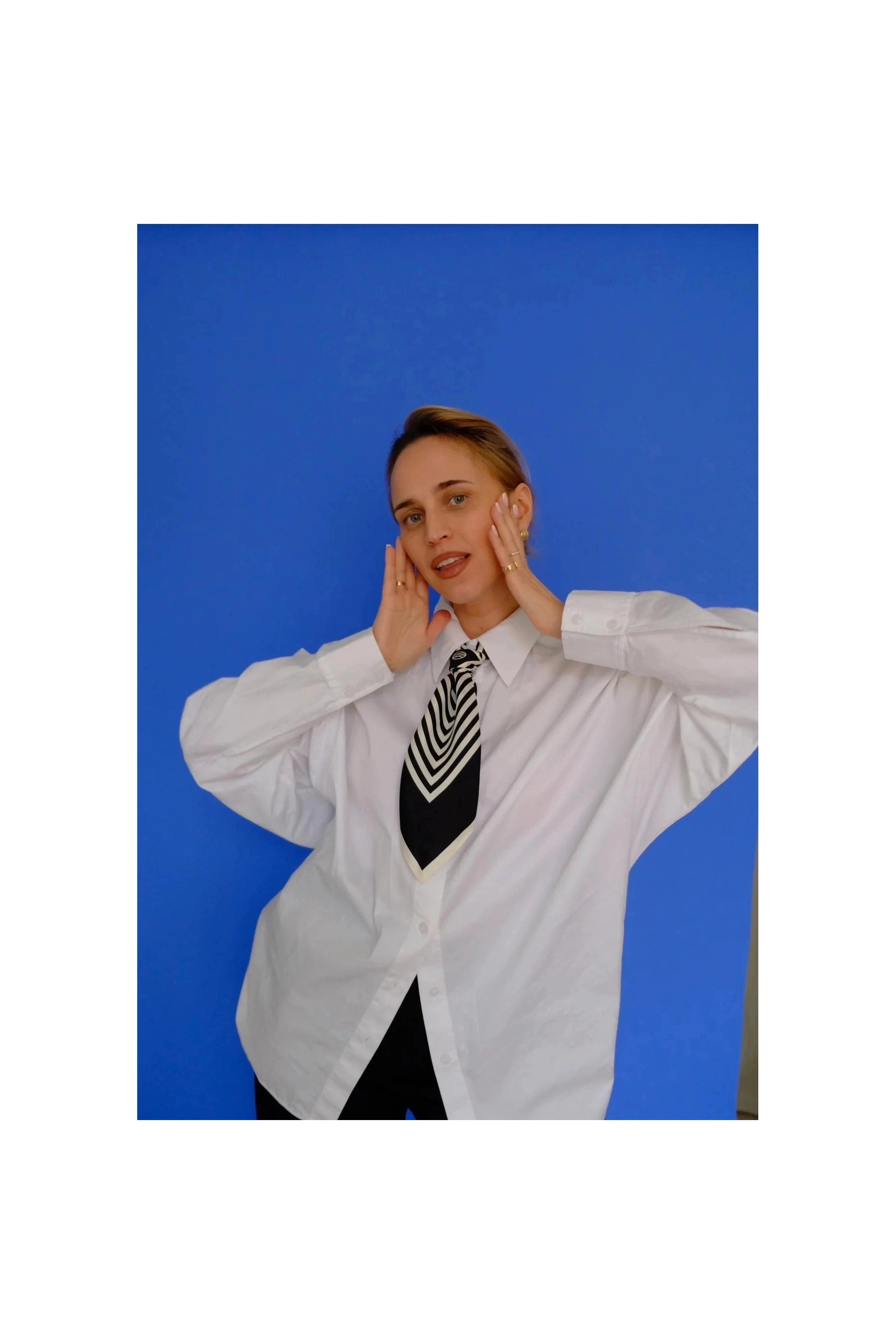 Lescarf NO. 2 | Black | 65 CM - Primm'sLescarf NO. 2 | Black | 65 CMLescarf