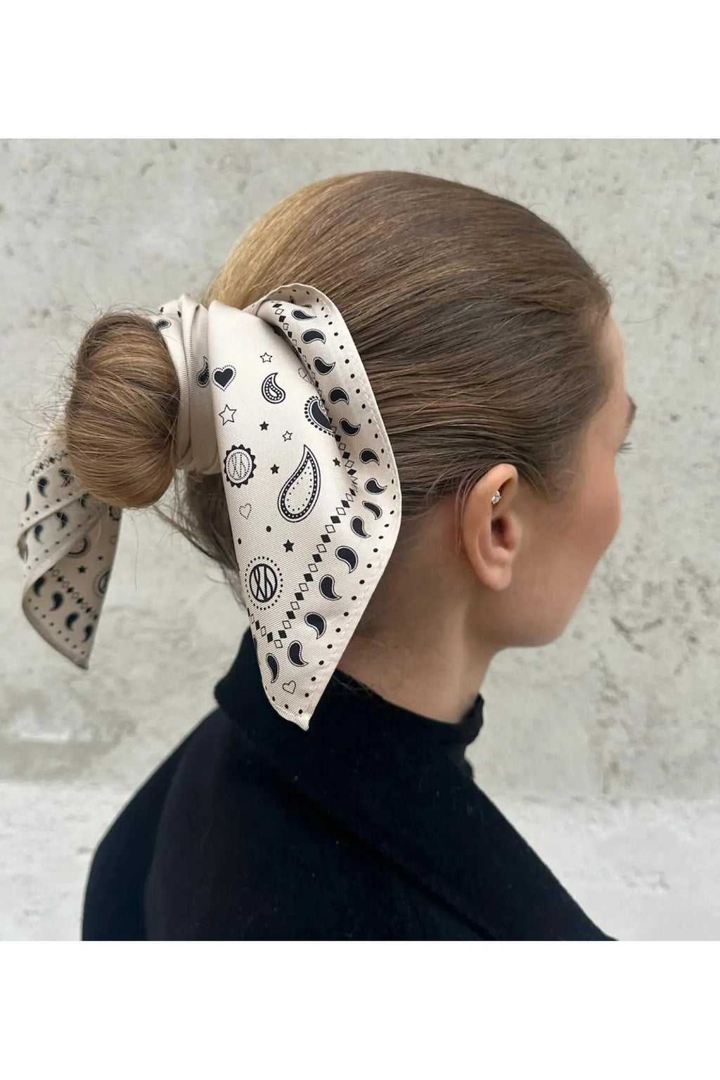 Lescarf Paisley Scarf 2 | Sand| 50 CM - Primm'sLescarf Paisley Scarf 2 | Sand| 50 CMLescarf