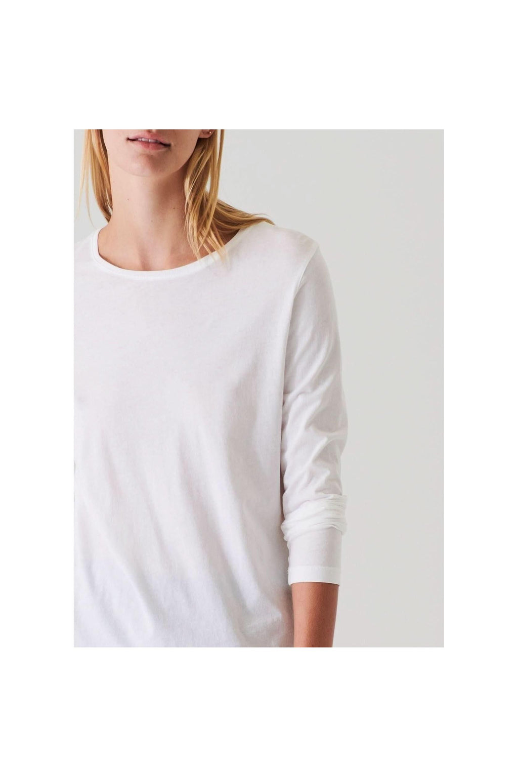 Long Sleeve Iconic Boyfriend Crew White - Primm'sLong Sleeve Iconic Boyfriend Crew WhitePatrick Assaraf