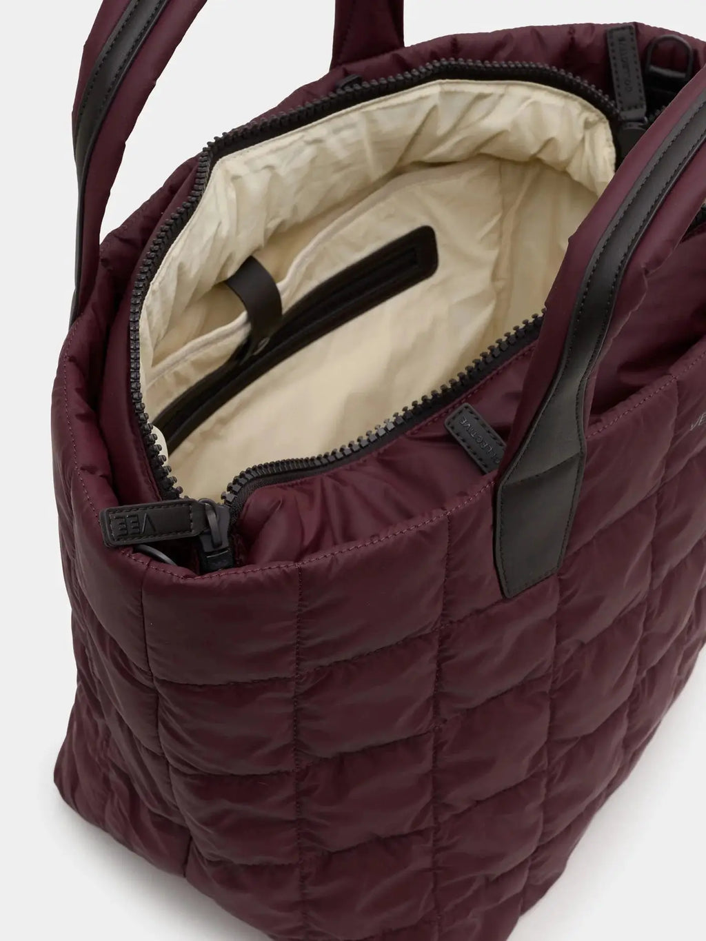 Porter Tote Medium in Bordeaux by VEE COLLECTIVE x Tomorrow