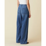 Rory Relaxed Barrel Cascade - Primm'sRory Relaxed Barrel CascadeLe Jean