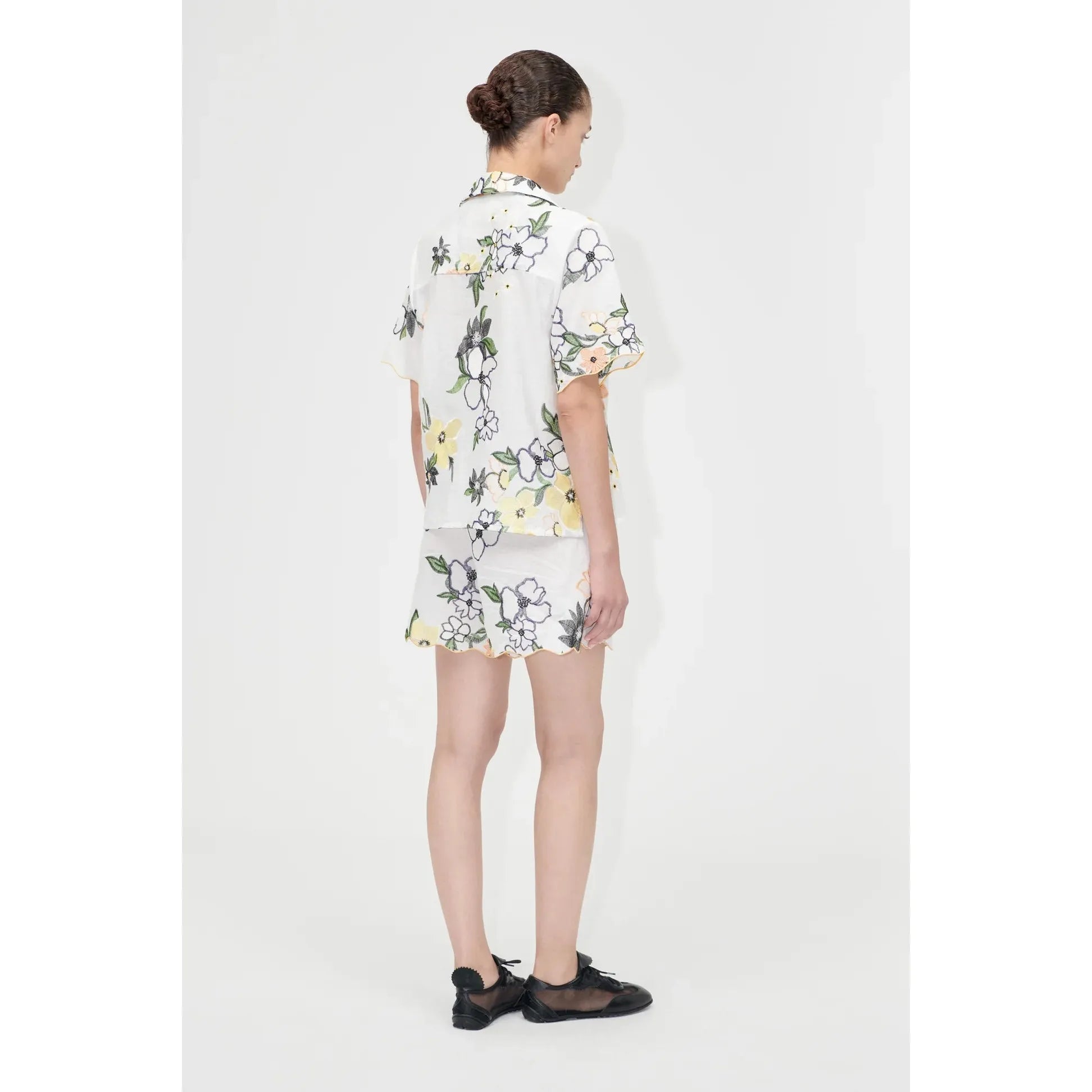 Scalloped Elasticated Waistband Shorts - Primm'sScalloped Elasticated Waistband ShortsStine Goya