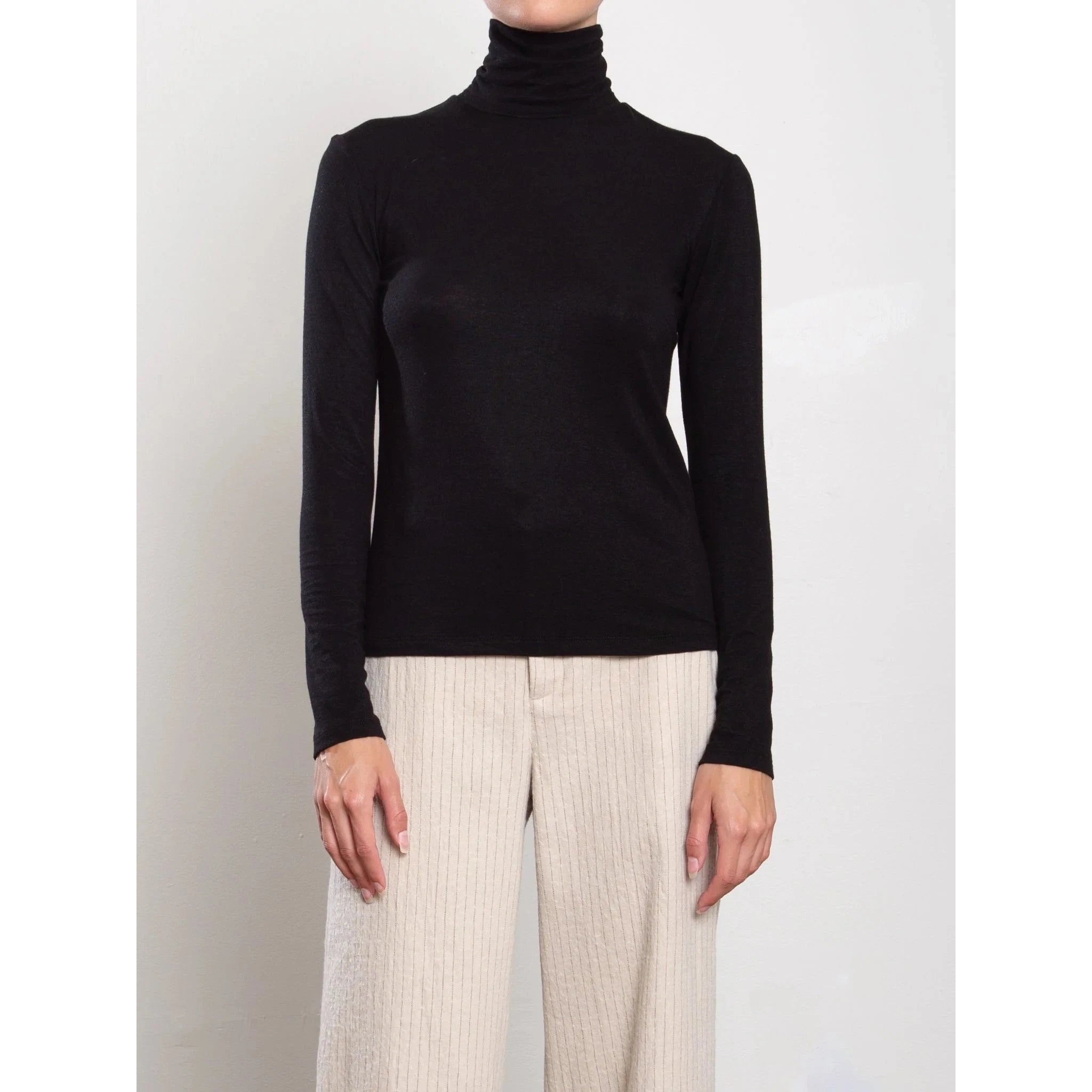 Shiloh Turtleneck in Cashmere Jersey - Primm'sShiloh Turtleneck in Cashmere JerseyPharaoh
