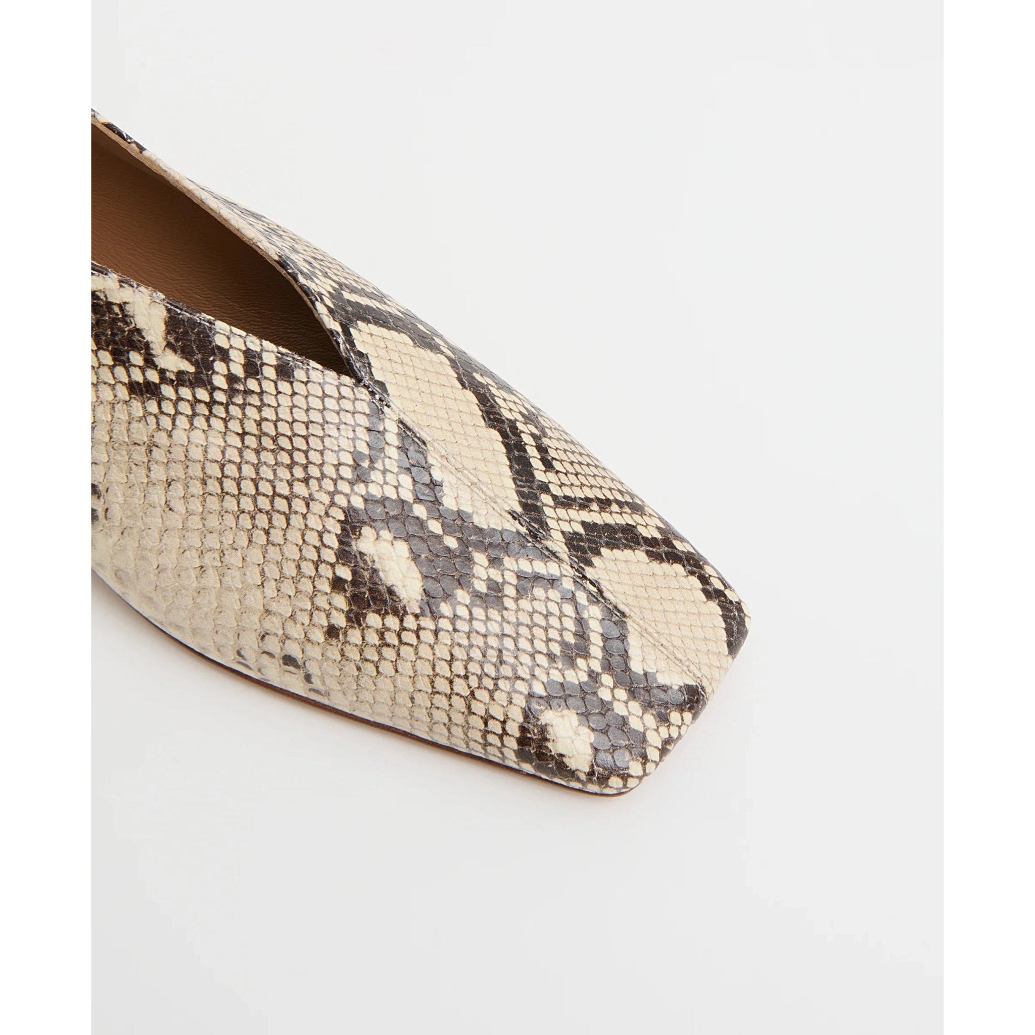 Square Soft V Rocci - Primm'sSquare Soft V RocciMansur Gavriel