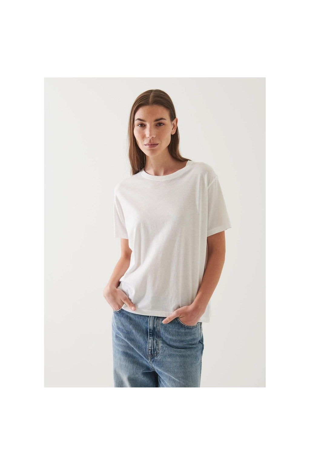 SS Iconic Boyfriend Crew White - Primm'sSS Iconic Boyfriend Crew WhitePatrick Assaraf