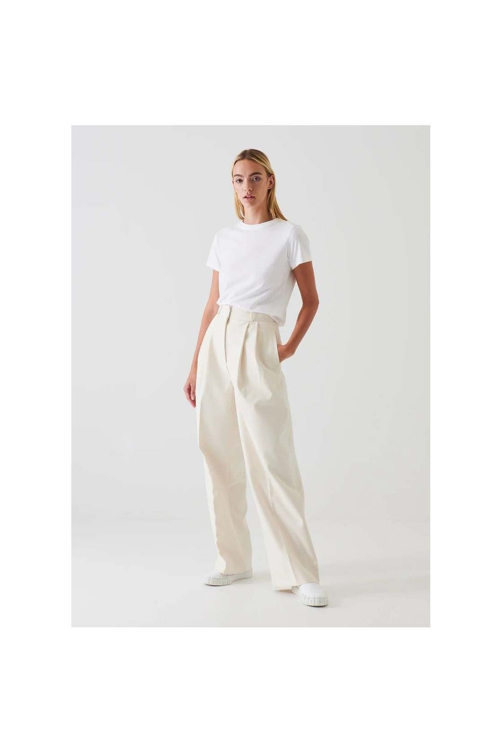 SS Iconic Fitted Crew White - Primm'sSS Iconic Fitted Crew WhitePatrick Assaraf