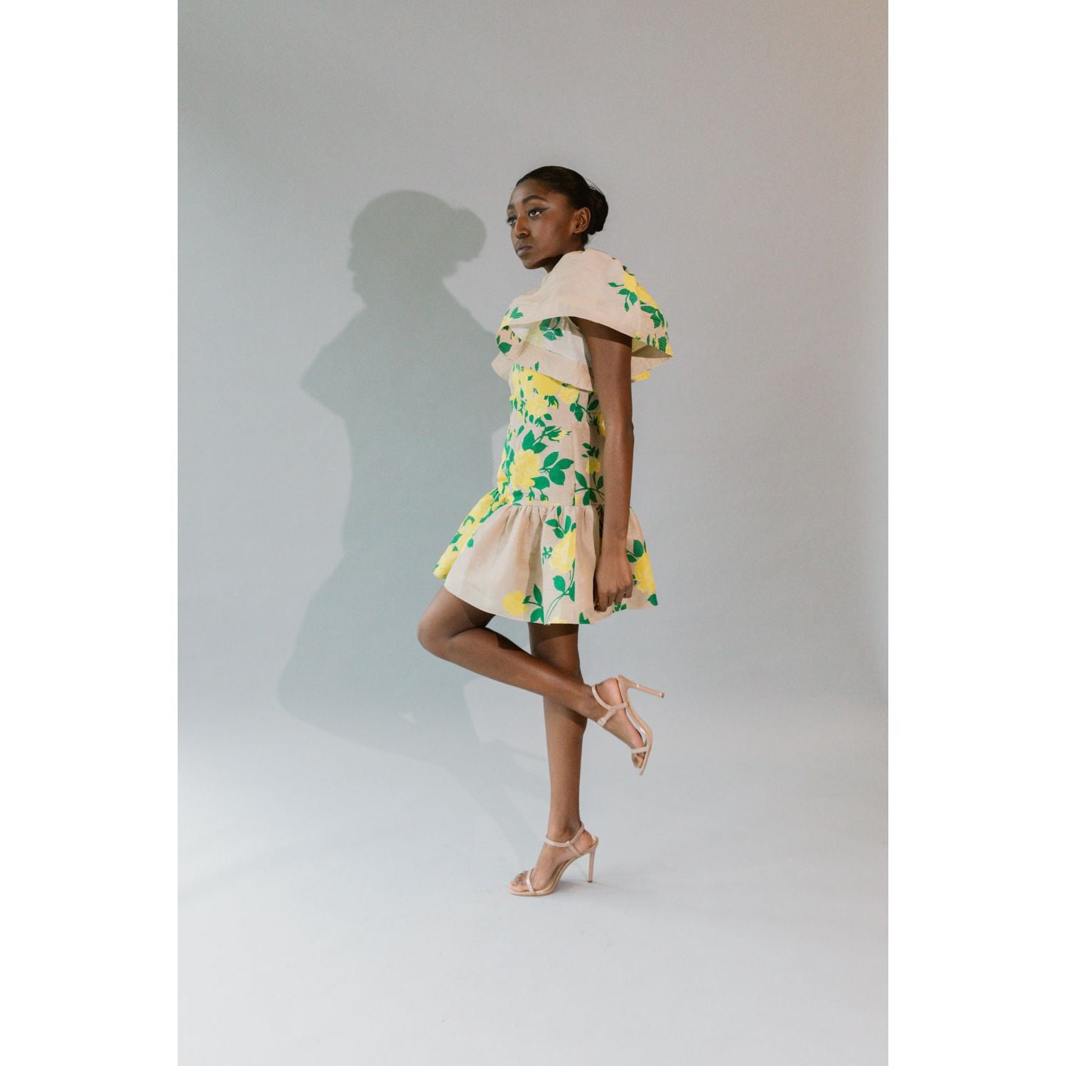 Statement Sleeve Mini Sunshine Bouquet - Primm'sStatement Sleeve Mini Sunshine BouquetHope for Flowers by Tracy Reece