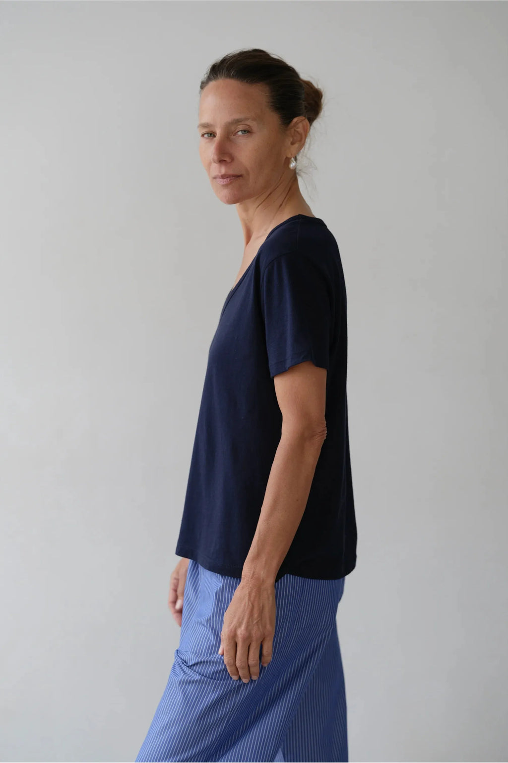 The Jersey Relaxed V - Neck Navy - Primm'sThe Jersey Relaxed V - Neck NavyDONNI.