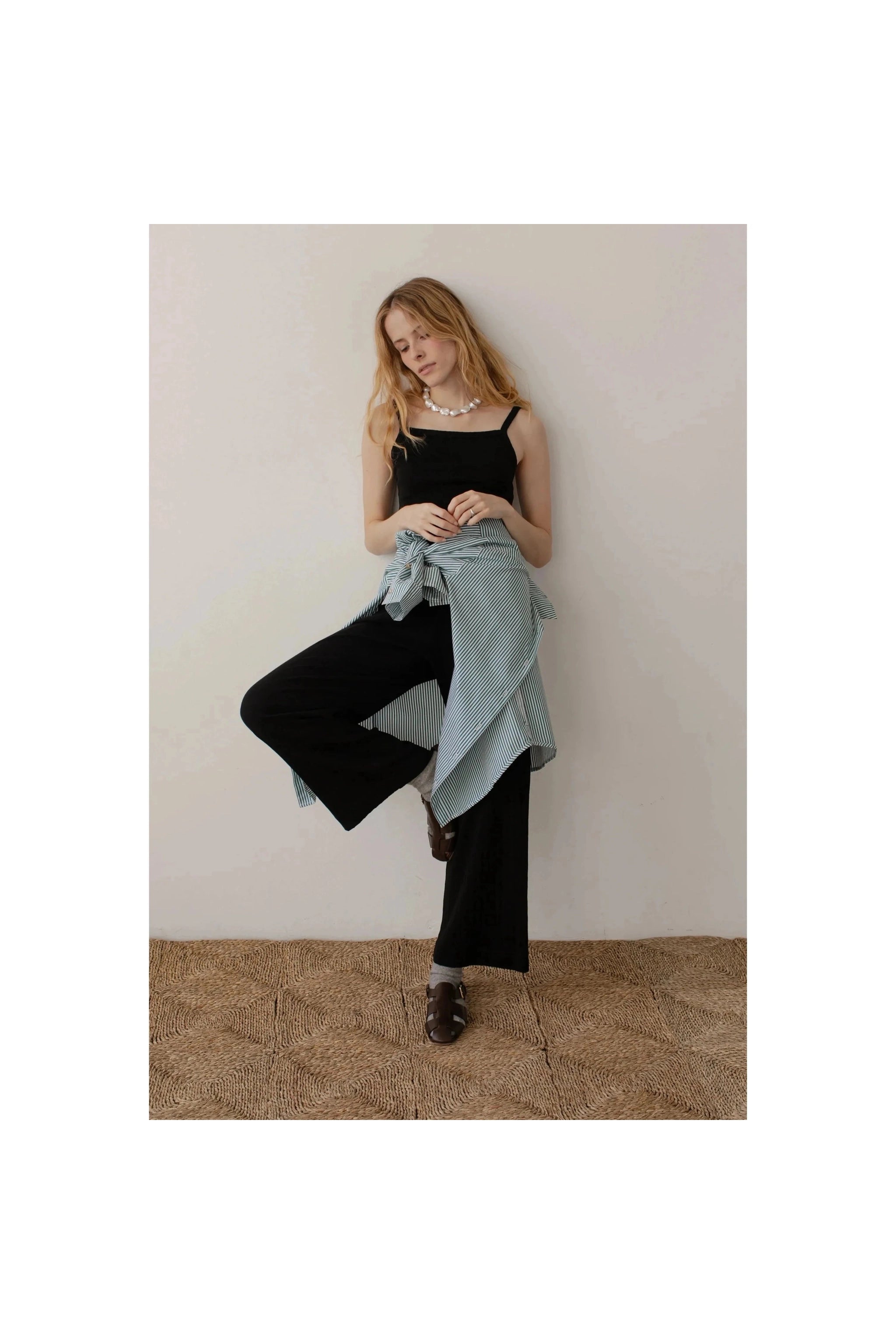 The Pointelle Simple Crop Pant Jet - Primm'sThe Pointelle Simple Crop Pant JetDONNI.