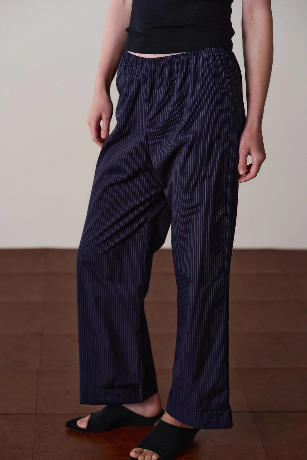 The Pop Pinstripe Simple Pant Navy DONNI.