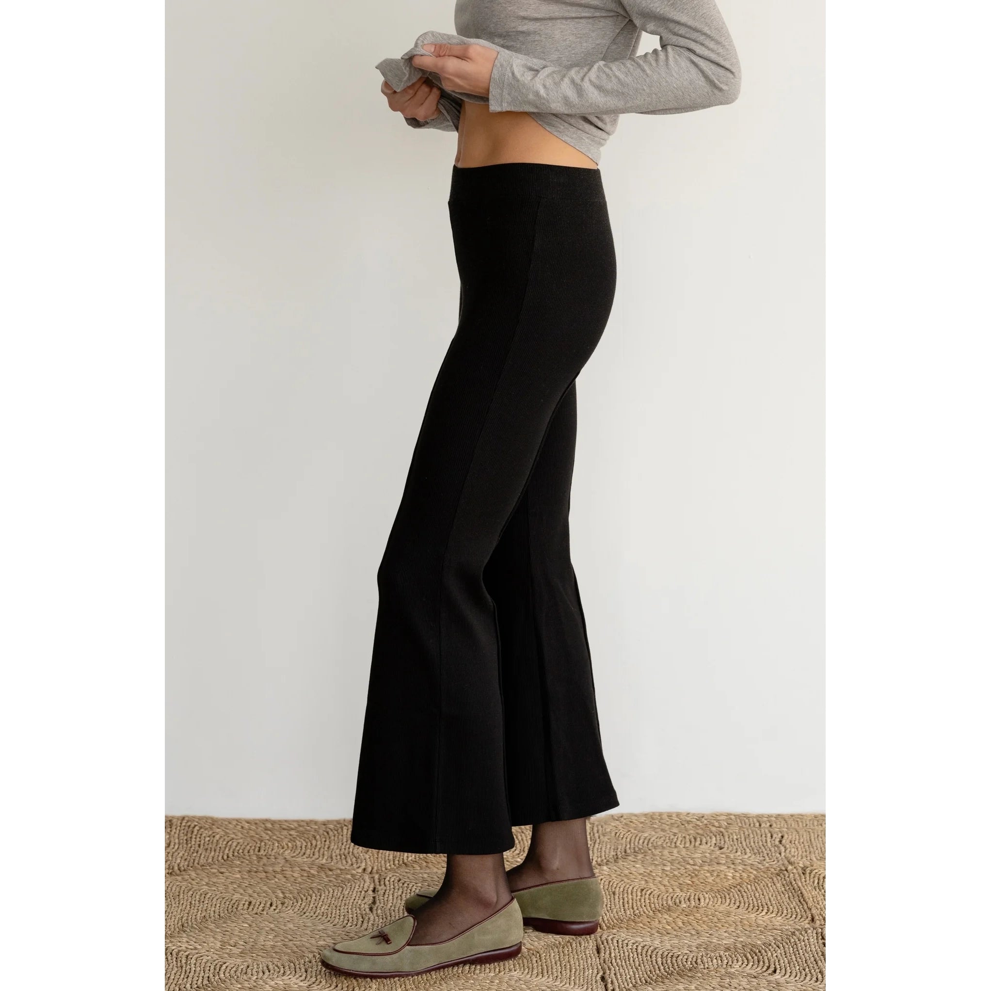 The Rib Kick Flare - Primm'sThe Rib Kick FlareDONNI.