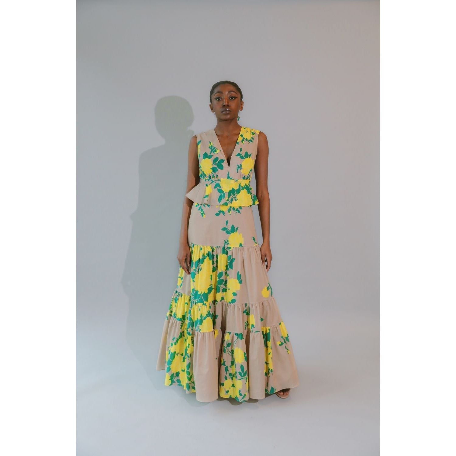 Tiered Maxi Sunshine Bouquet - Primm'sTiered Maxi Sunshine BouquetHope for Flowers by Tracy Reece